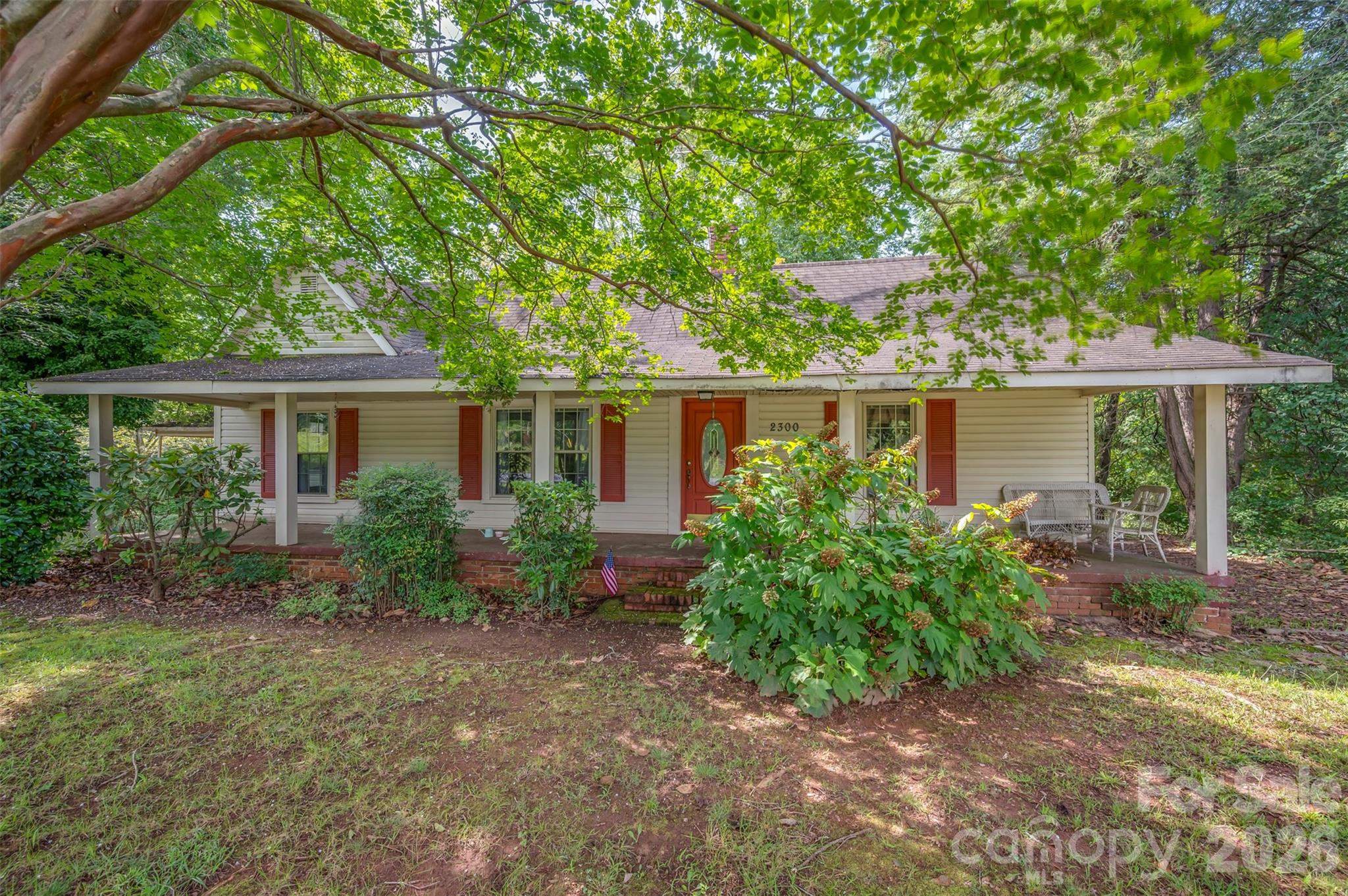 2300 Whitesides Road — Forest City