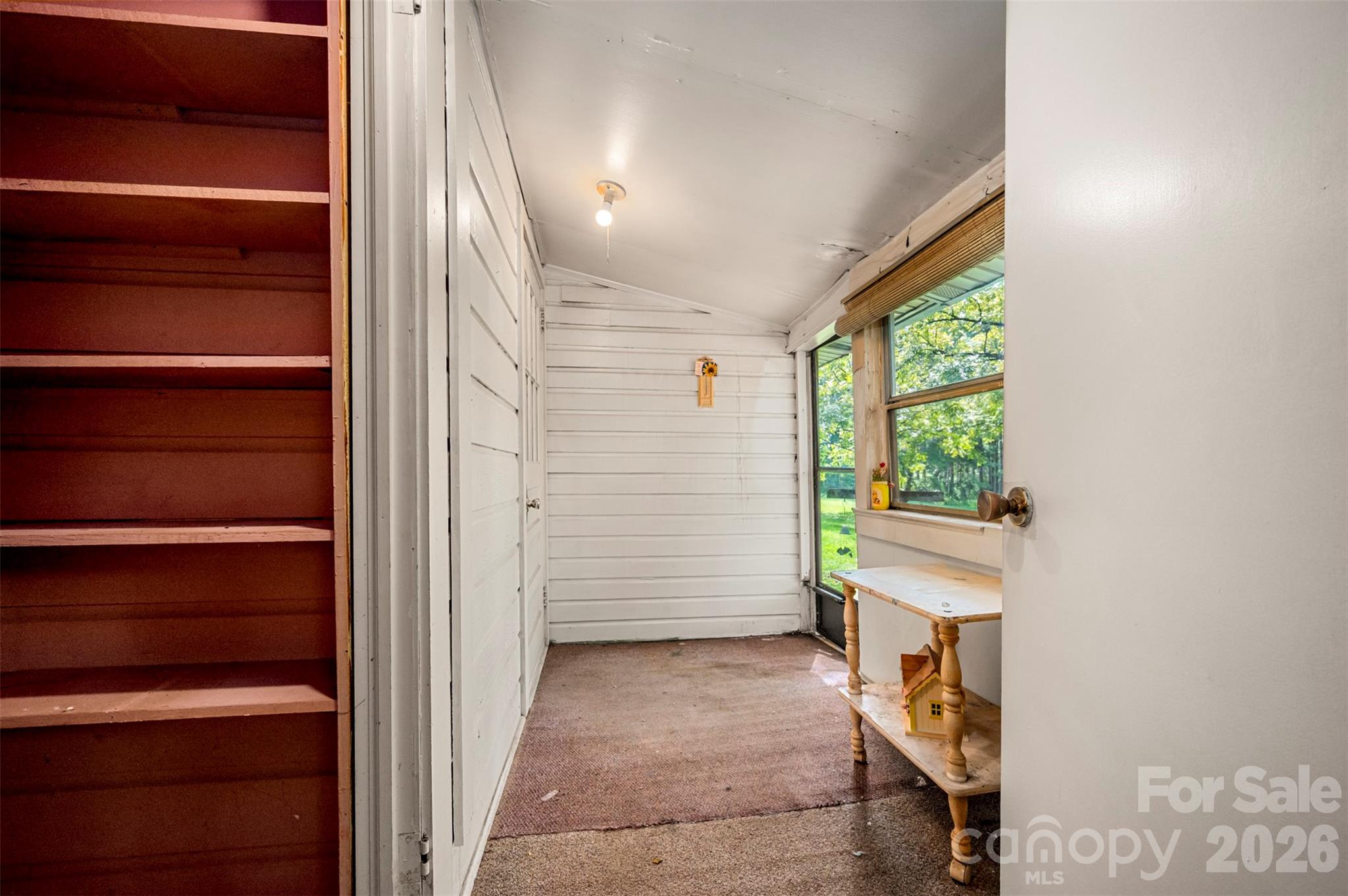 2300 Whitesides Road — Forest City