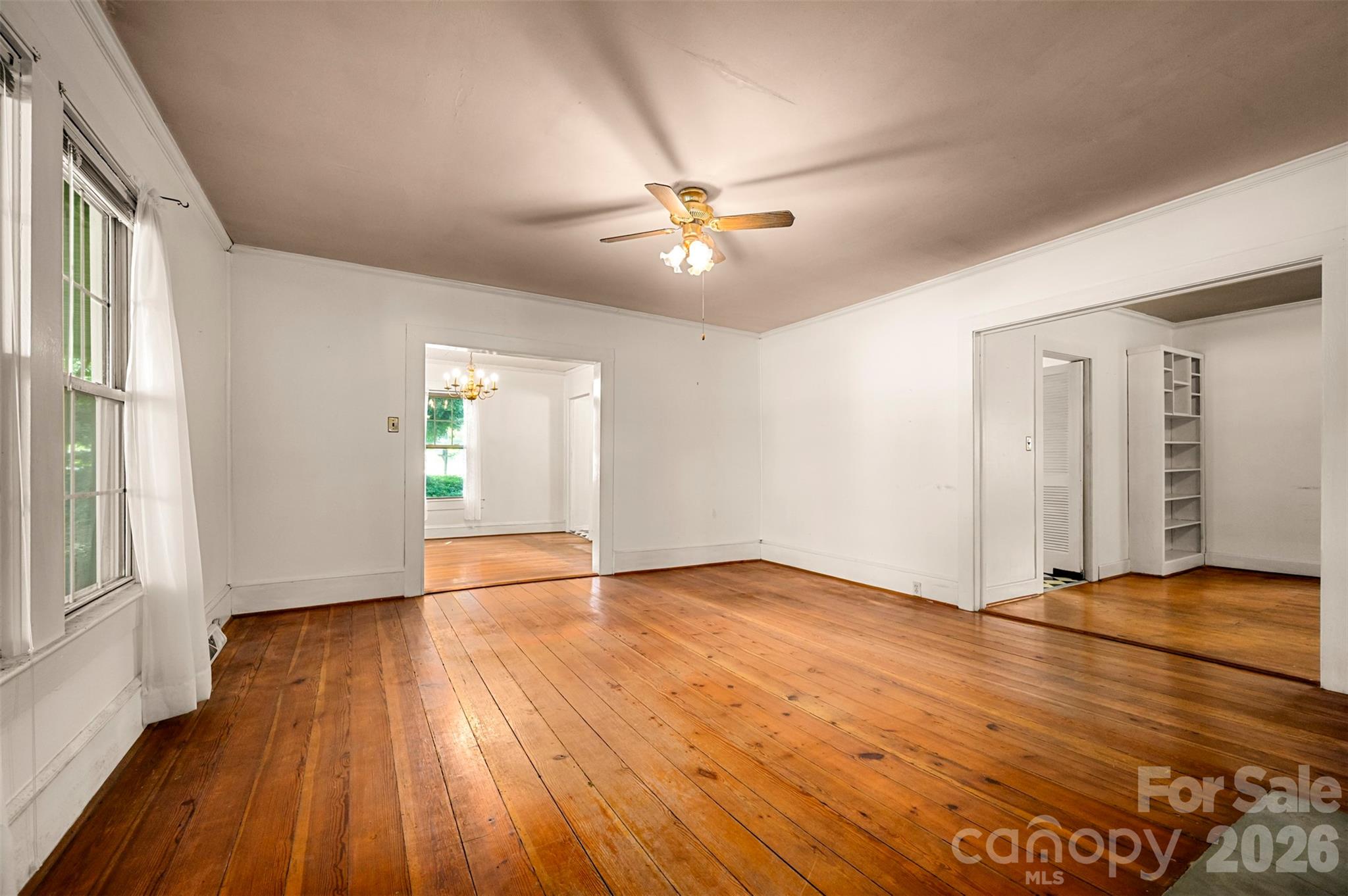 2300 Whitesides Road — Forest City