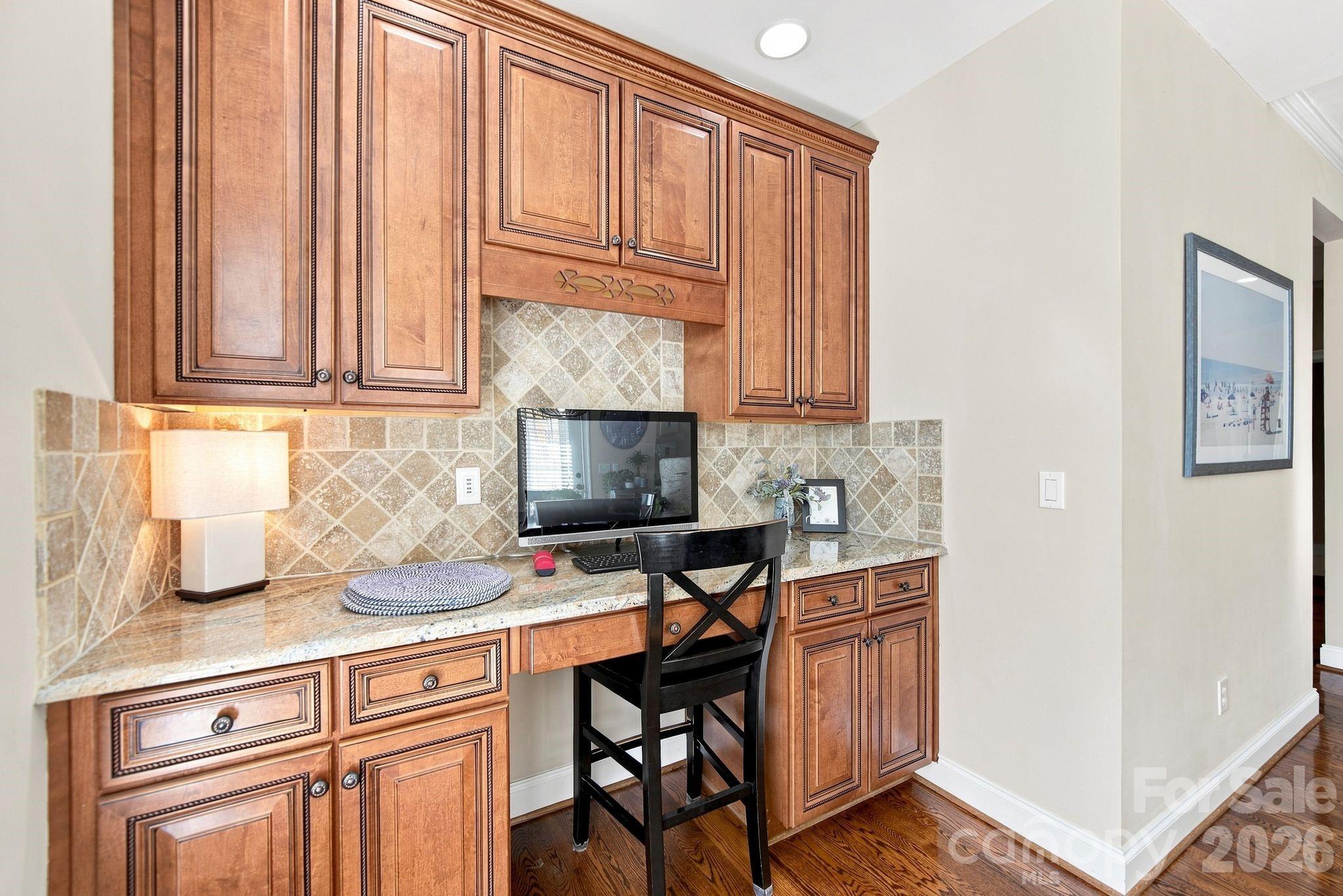 1001 Heritage Acres Drive — Matthews