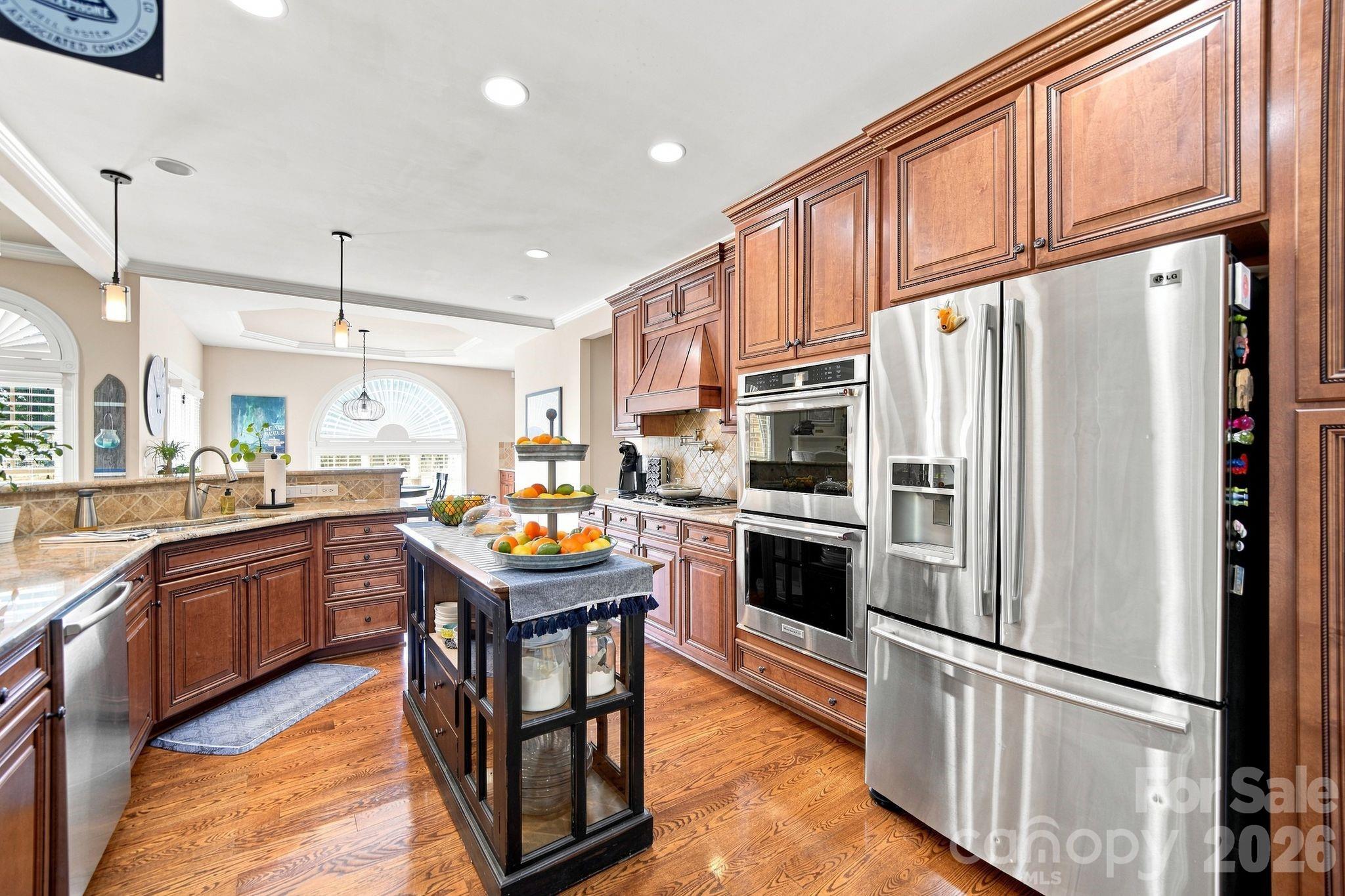 1001 Heritage Acres Drive — Matthews
