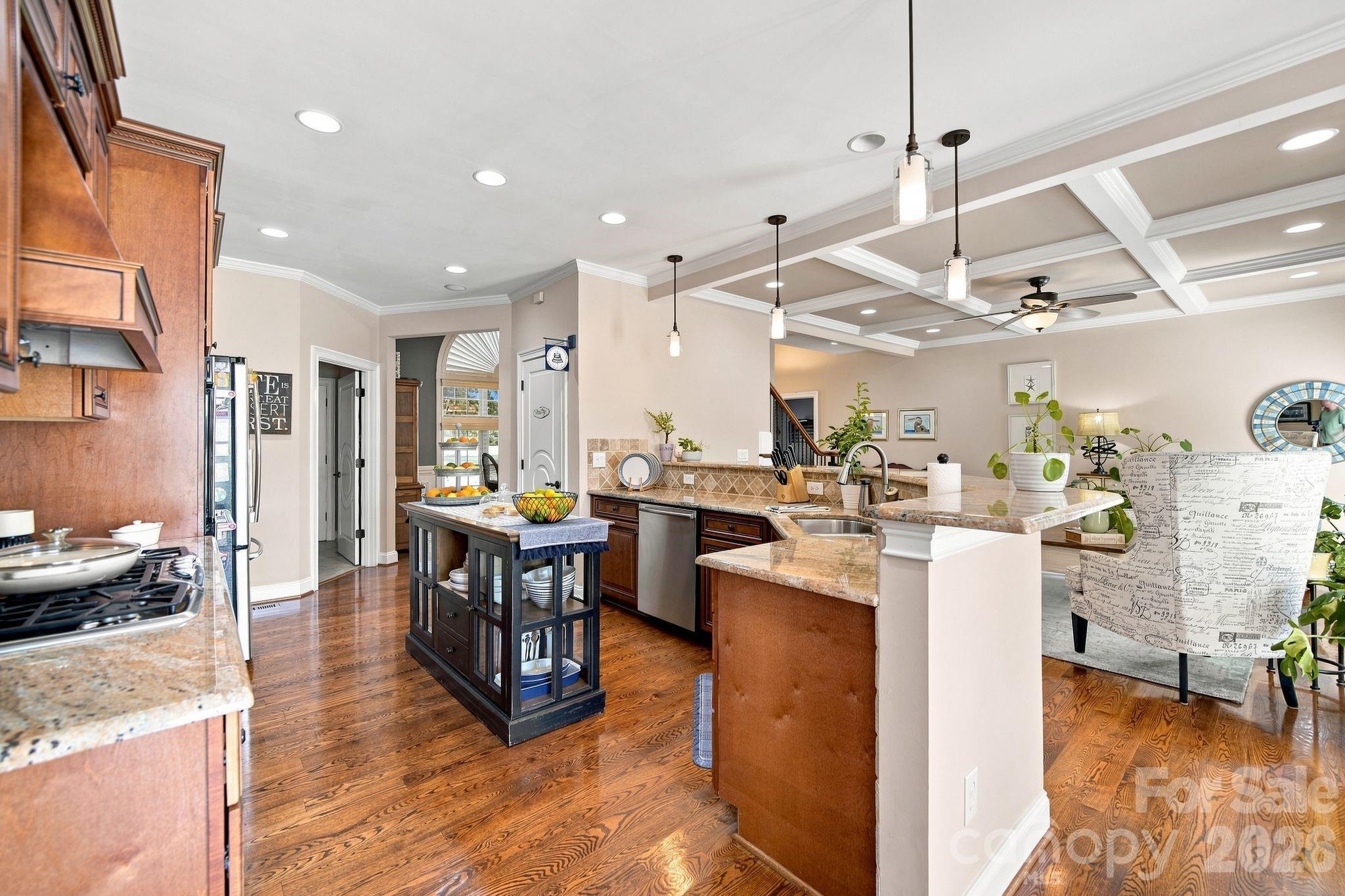 1001 Heritage Acres Drive — Matthews
