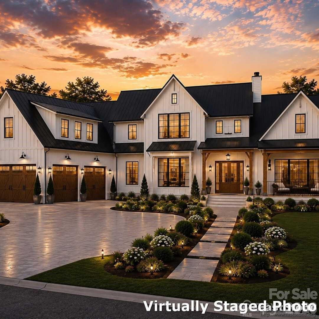 154 Peninsula Pointe Drive — Norwood