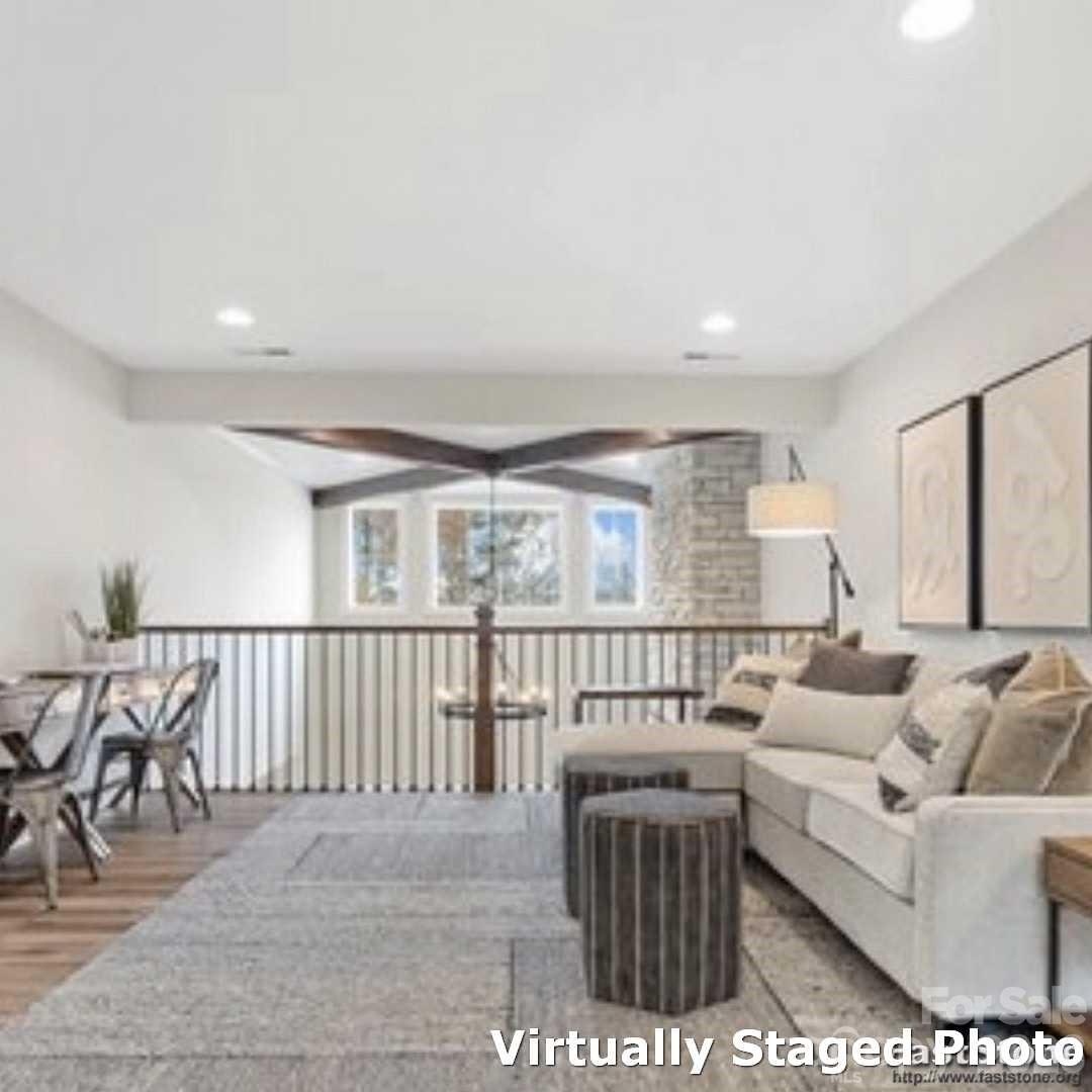 154 Peninsula Pointe Drive — Norwood