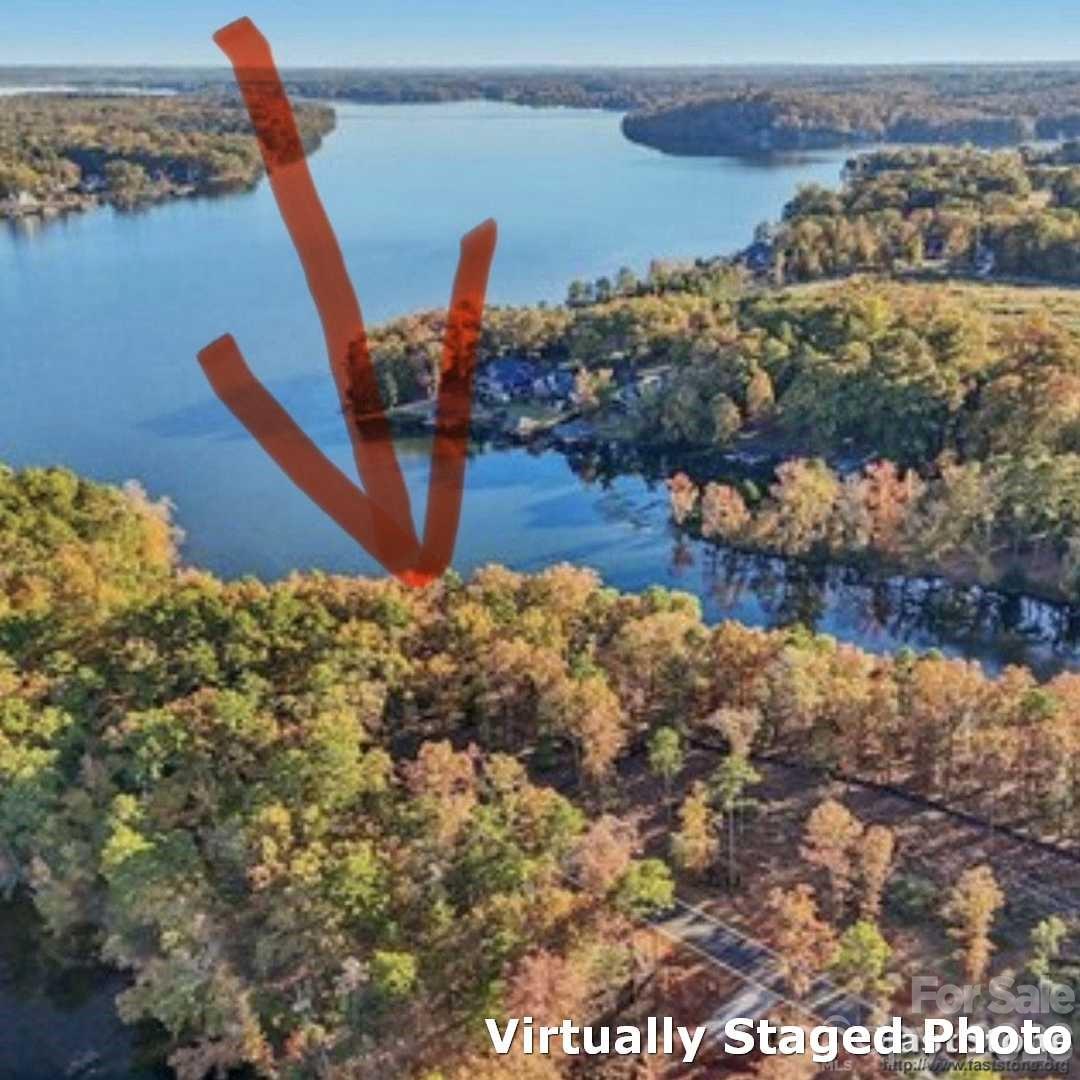 154 Peninsula Pointe Drive — Norwood