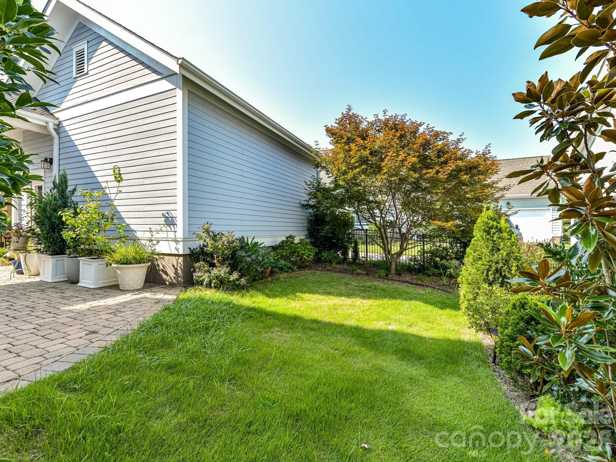 1096 Ridge Runner Road — Rock Hill