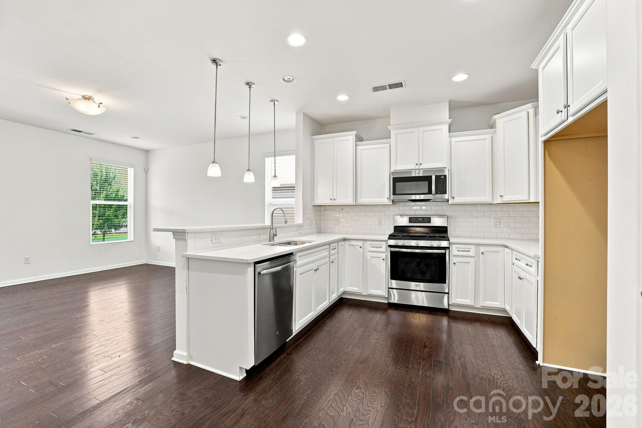 4247 Merrivale Drive — Lancaster