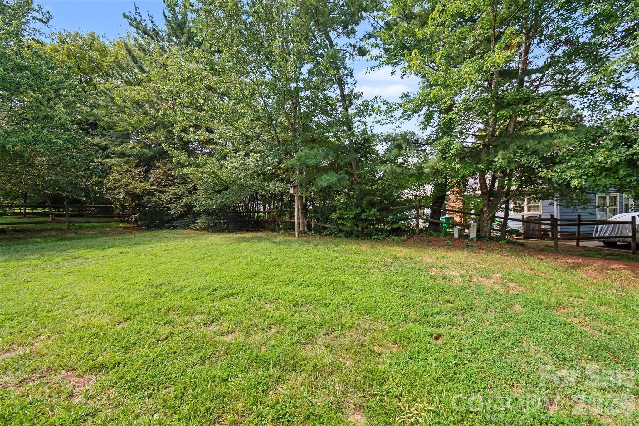 8741 Fieldgate Drive — Charlotte