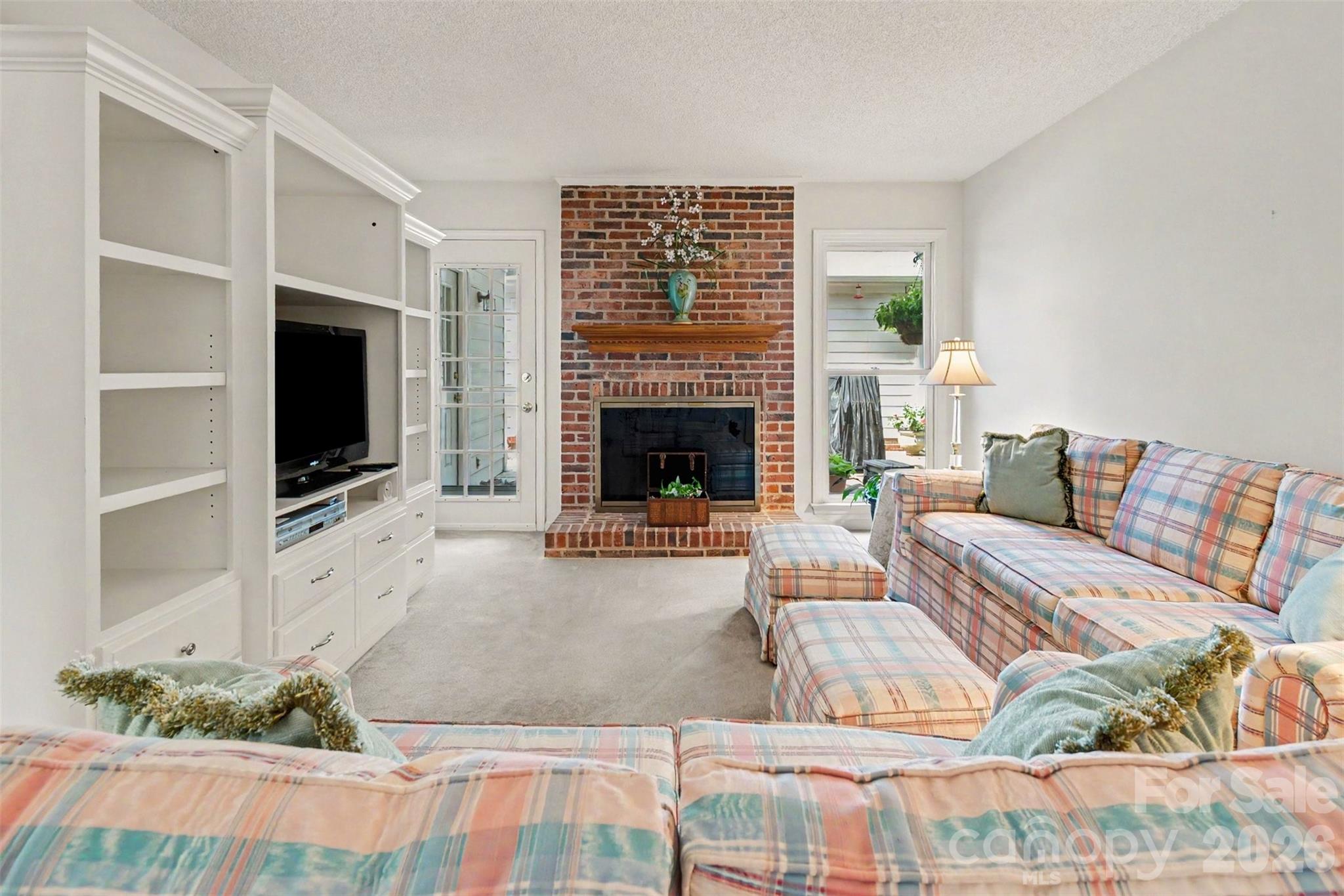 8741 Fieldgate Drive — Charlotte