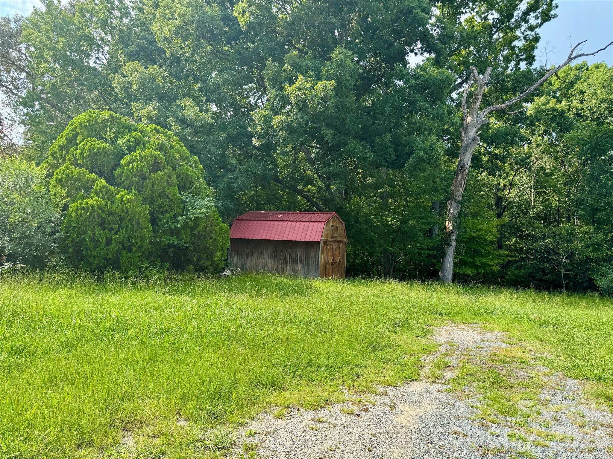 430 Russell Road — Polkton