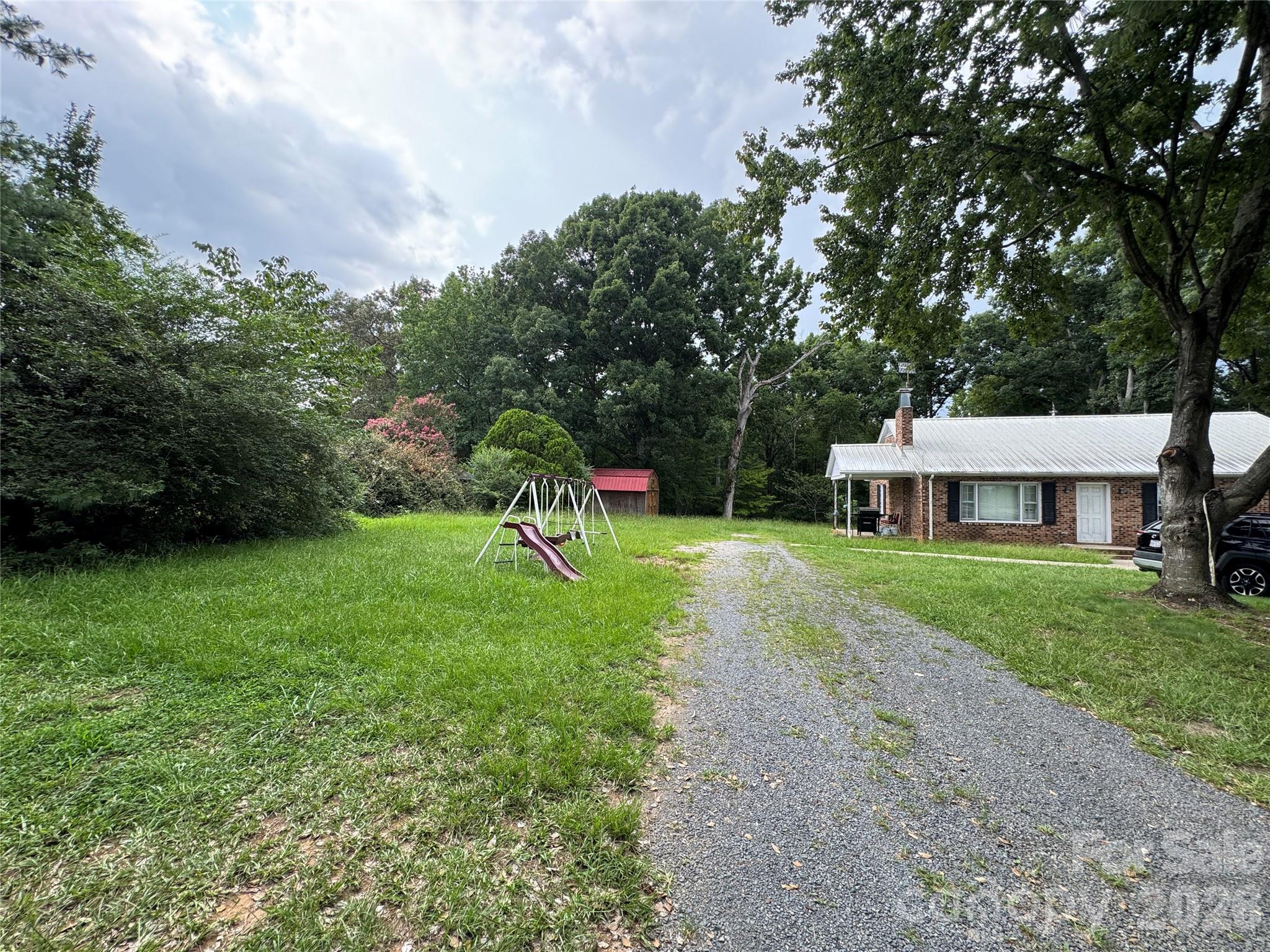 430 Russell Road — Polkton