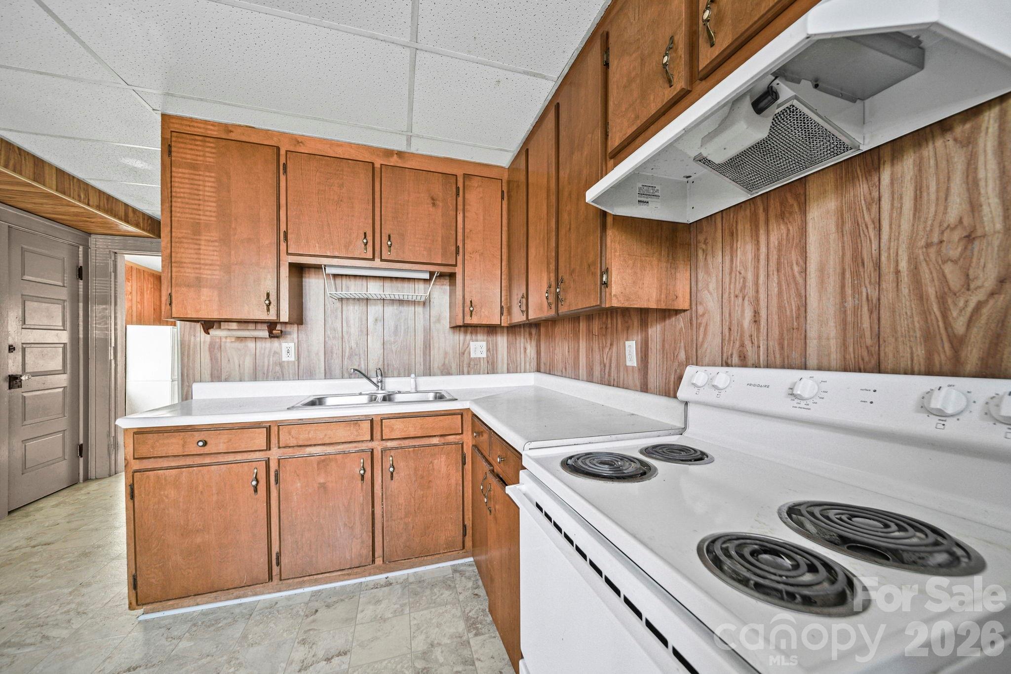 43 Boyden Street — Badin