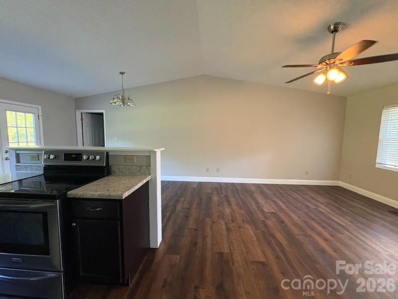 150 Pattys Place — Stony Point