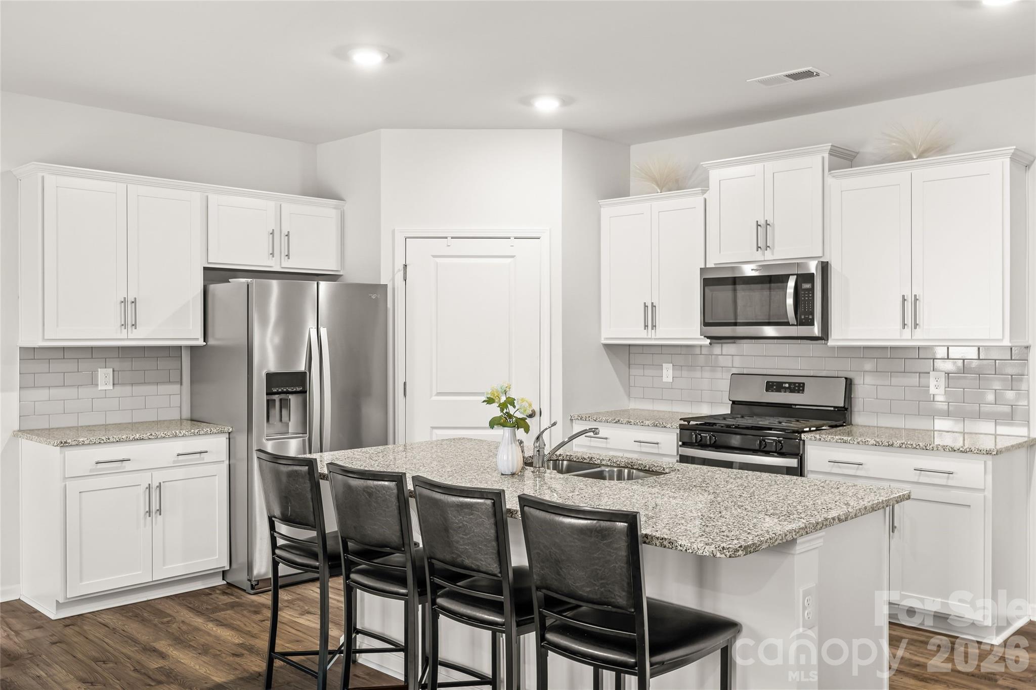 2128 Vanderlyn Street — Monroe