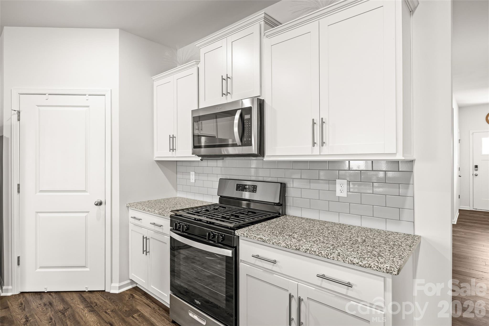 2128 Vanderlyn Street — Monroe