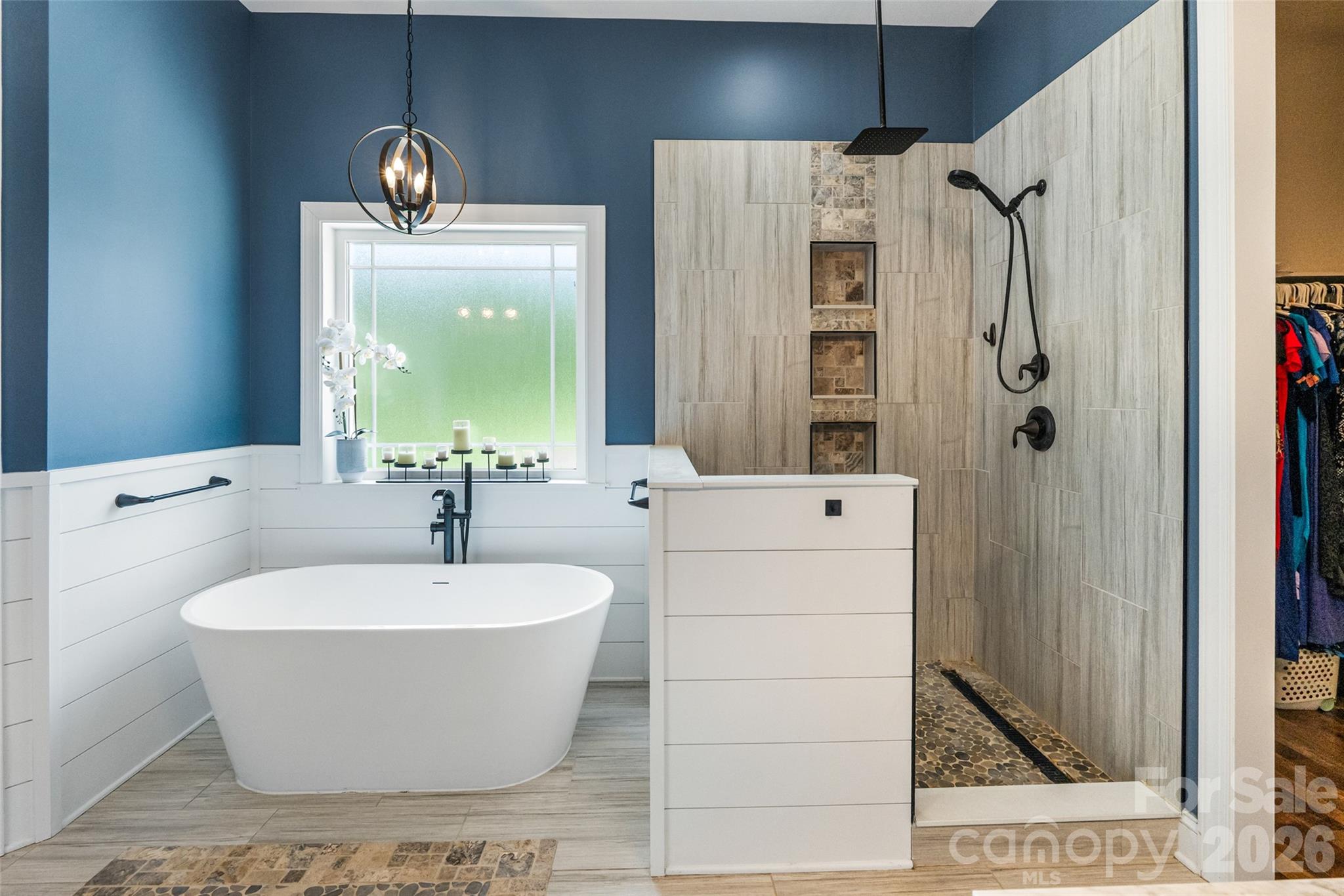 1607 Aragon Beach Road — Rock Hill