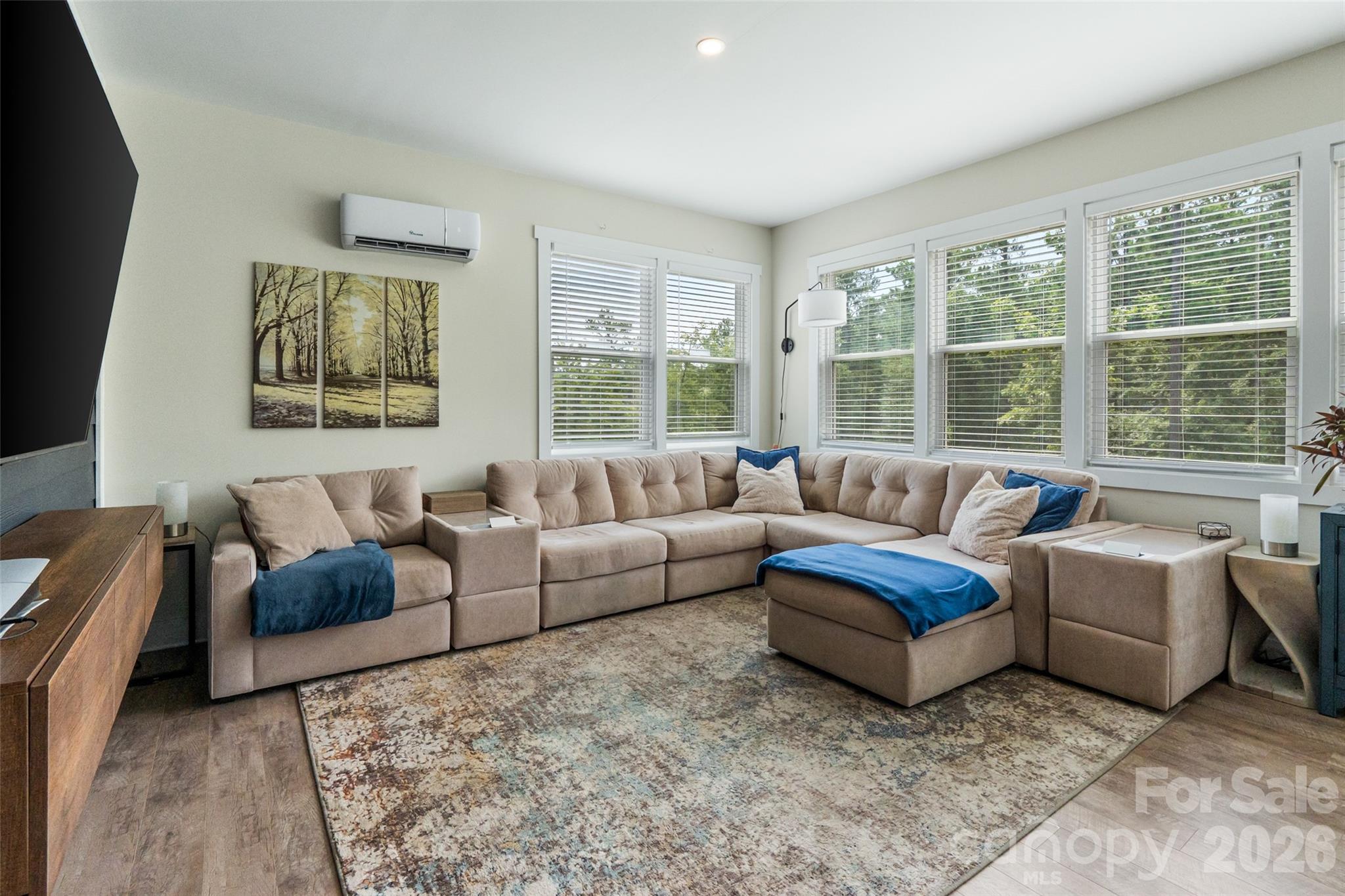 1607 Aragon Beach Road — Rock Hill