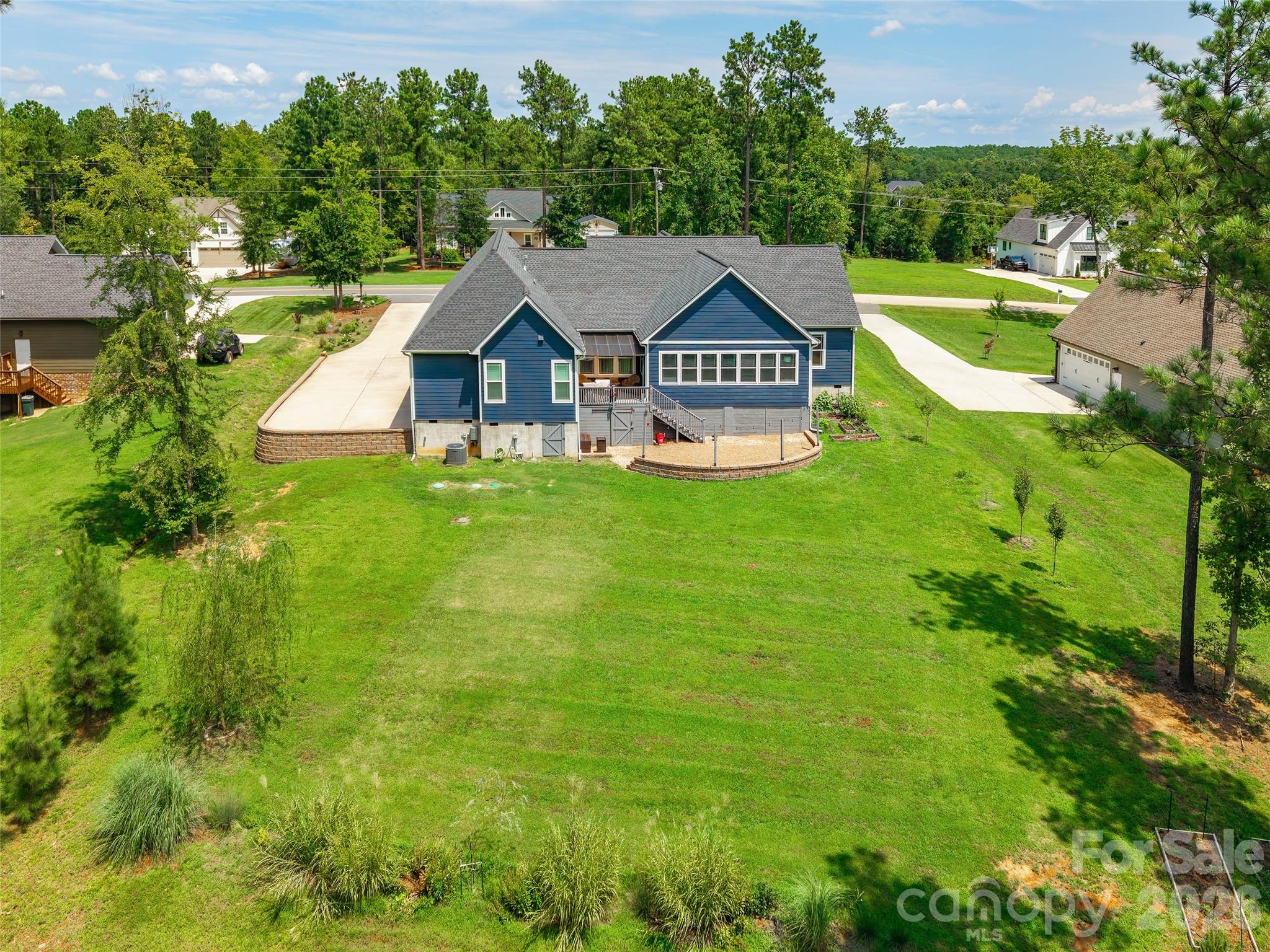 1607 Aragon Beach Road — Rock Hill
