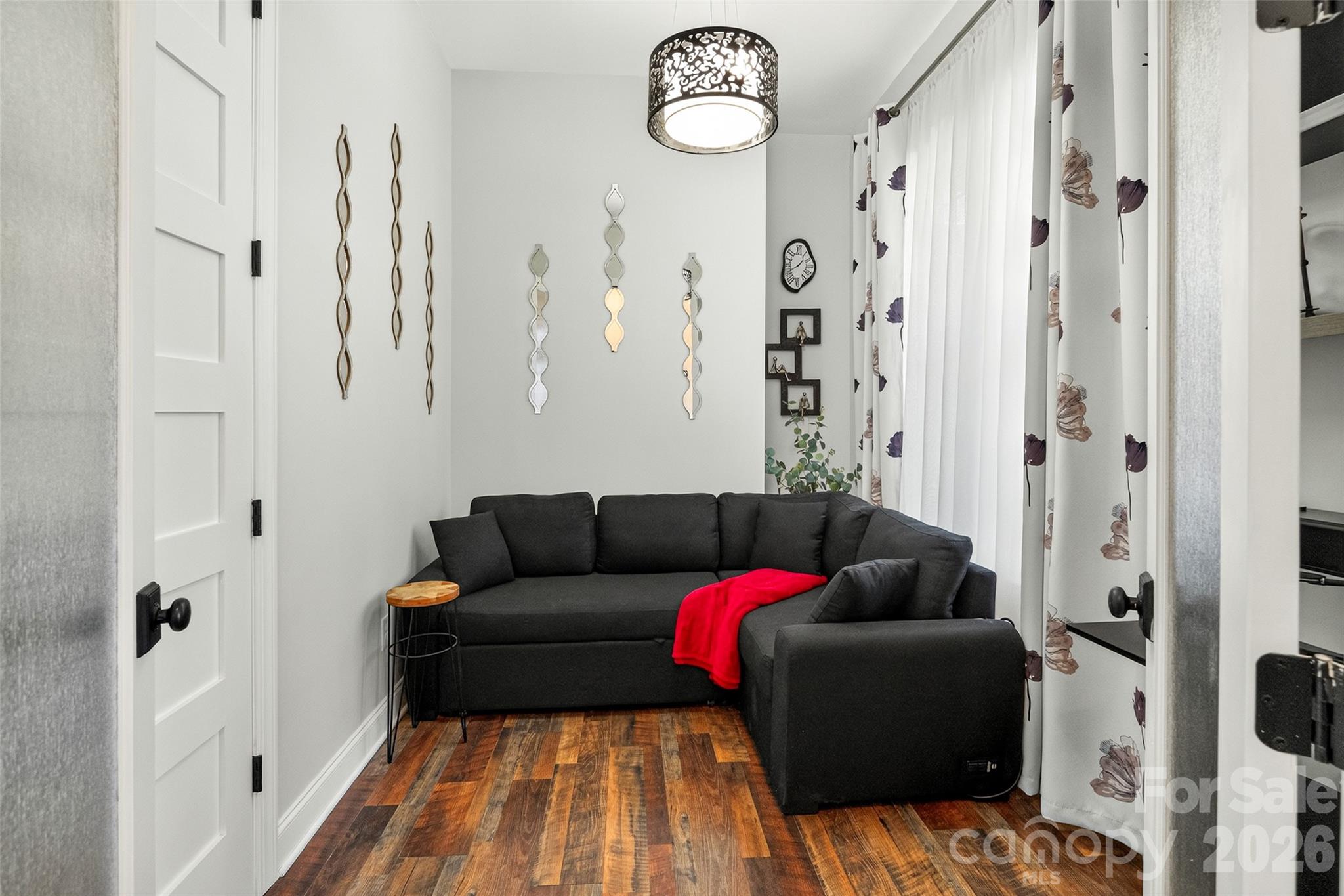 1607 Aragon Beach Road — Rock Hill
