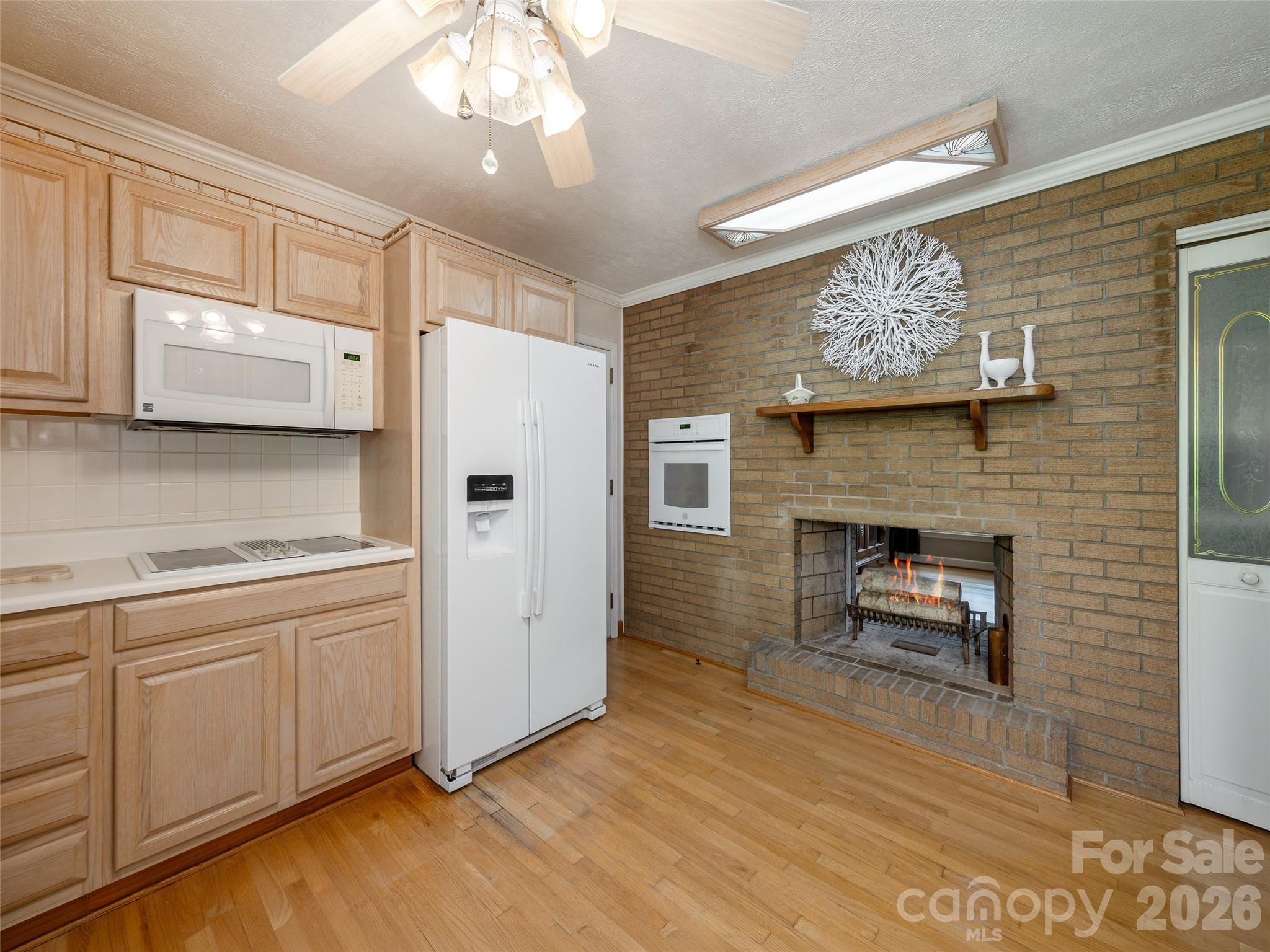 303 Tree Haven Boulevard — Hendersonville