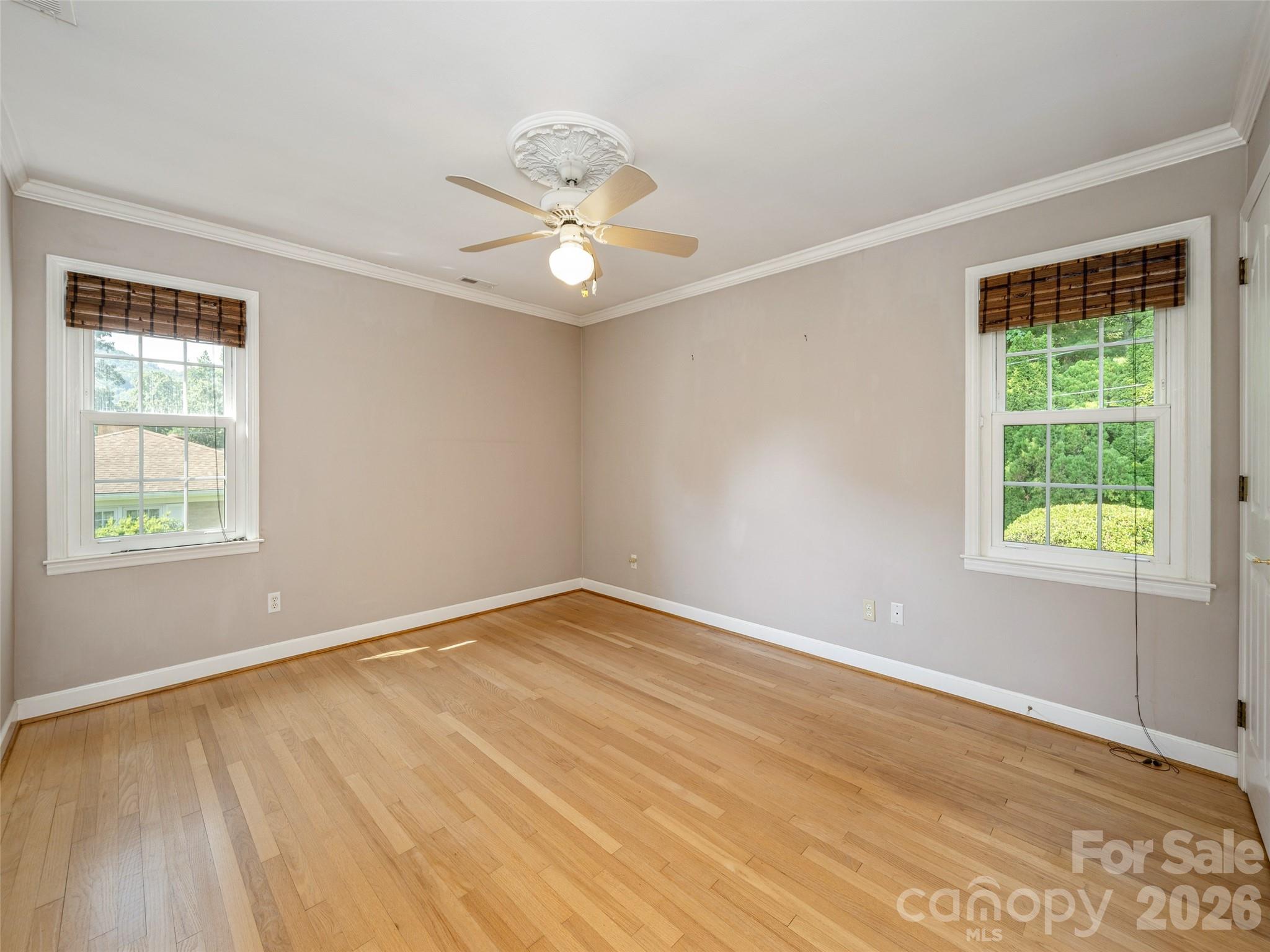 303 Tree Haven Boulevard — Hendersonville