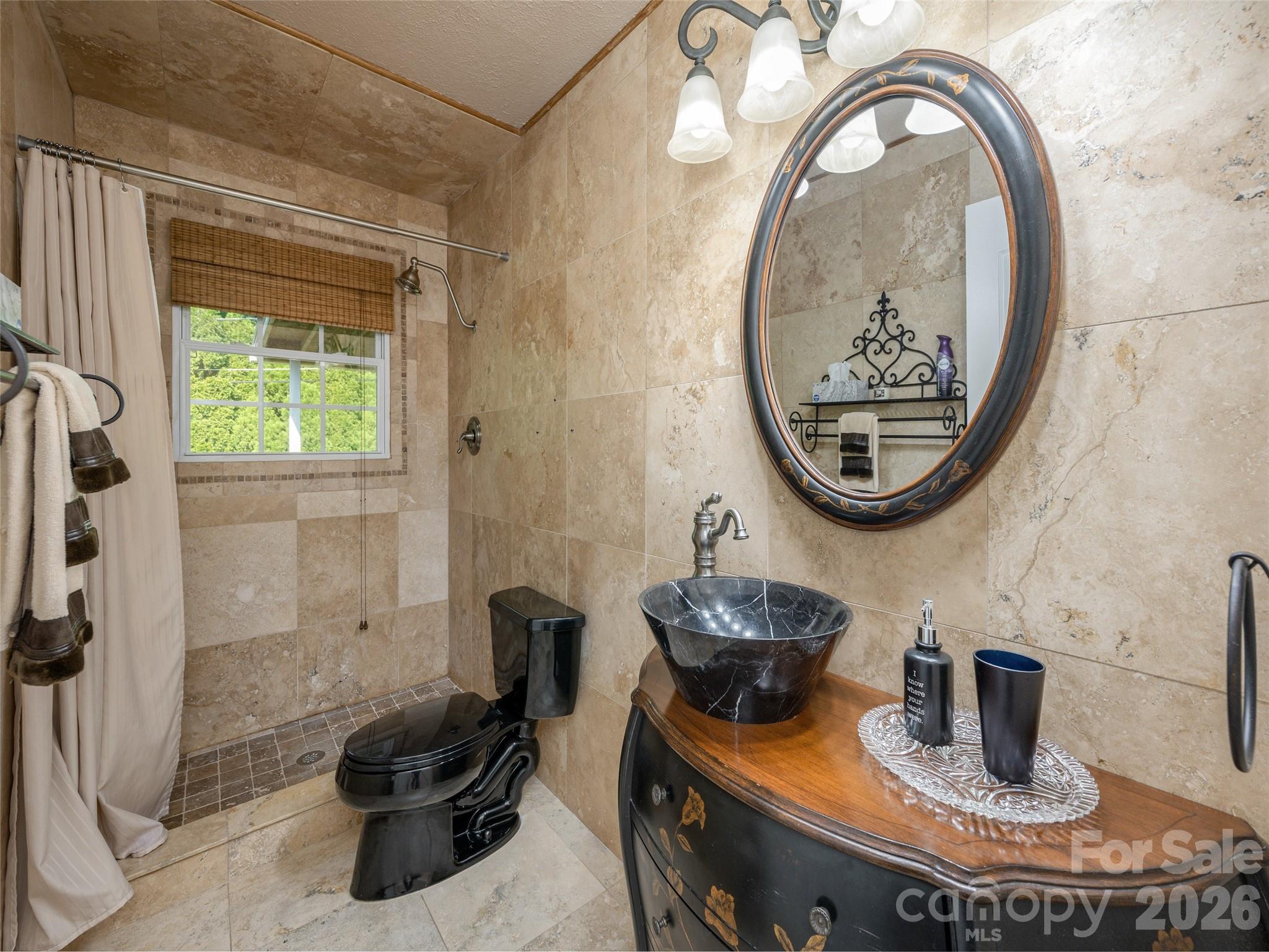 303 Tree Haven Boulevard — Hendersonville