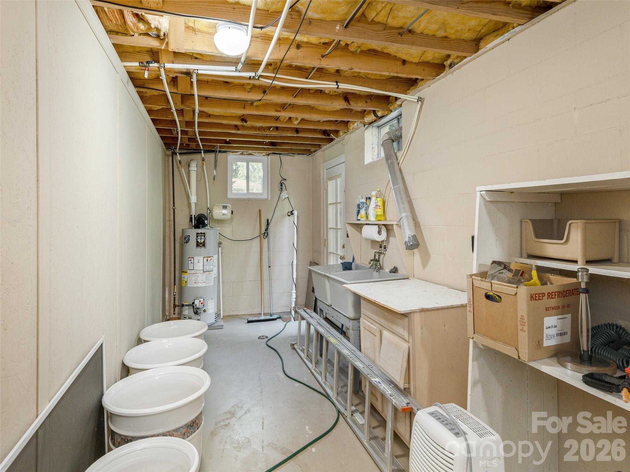 303 Tree Haven Boulevard — Hendersonville