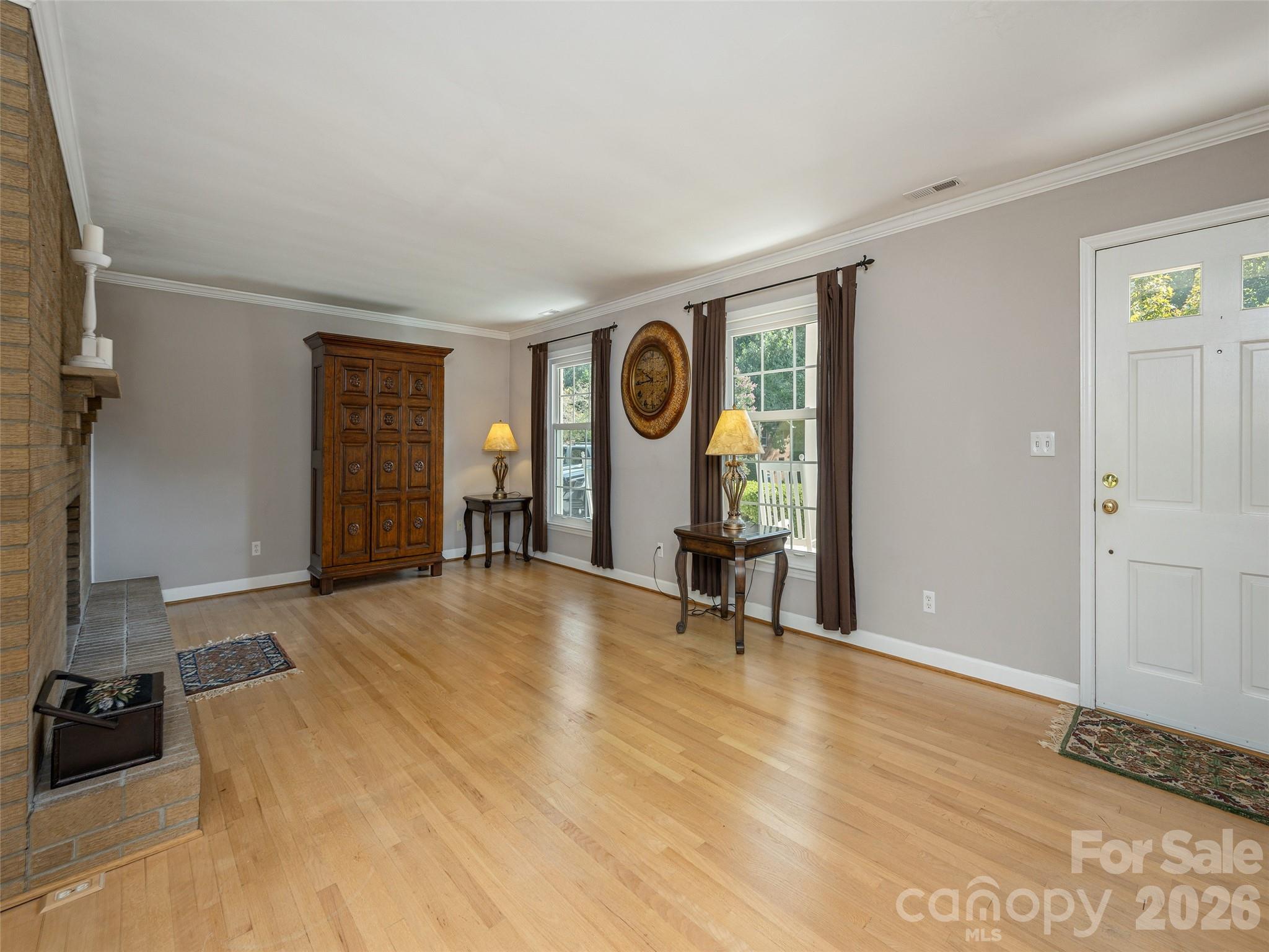 303 Tree Haven Boulevard — Hendersonville