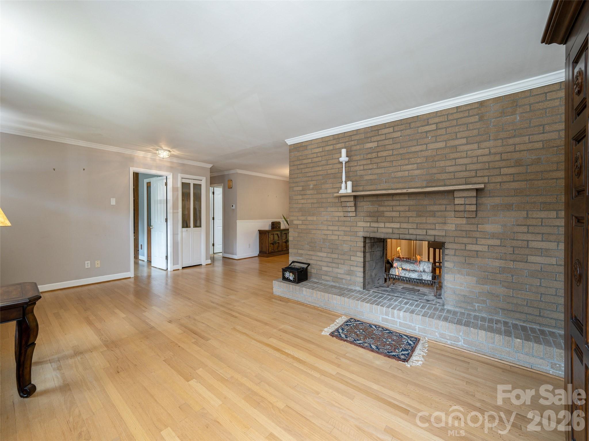 303 Tree Haven Boulevard — Hendersonville