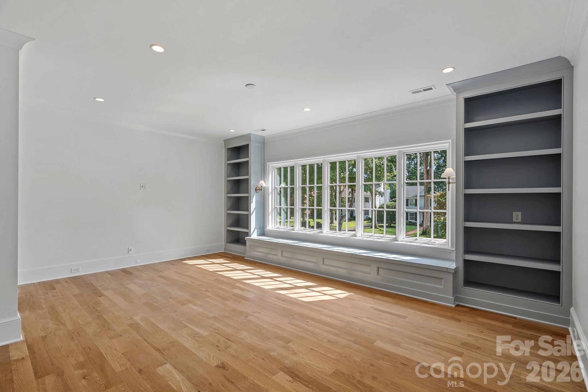 1220 Biltmore Drive — Charlotte