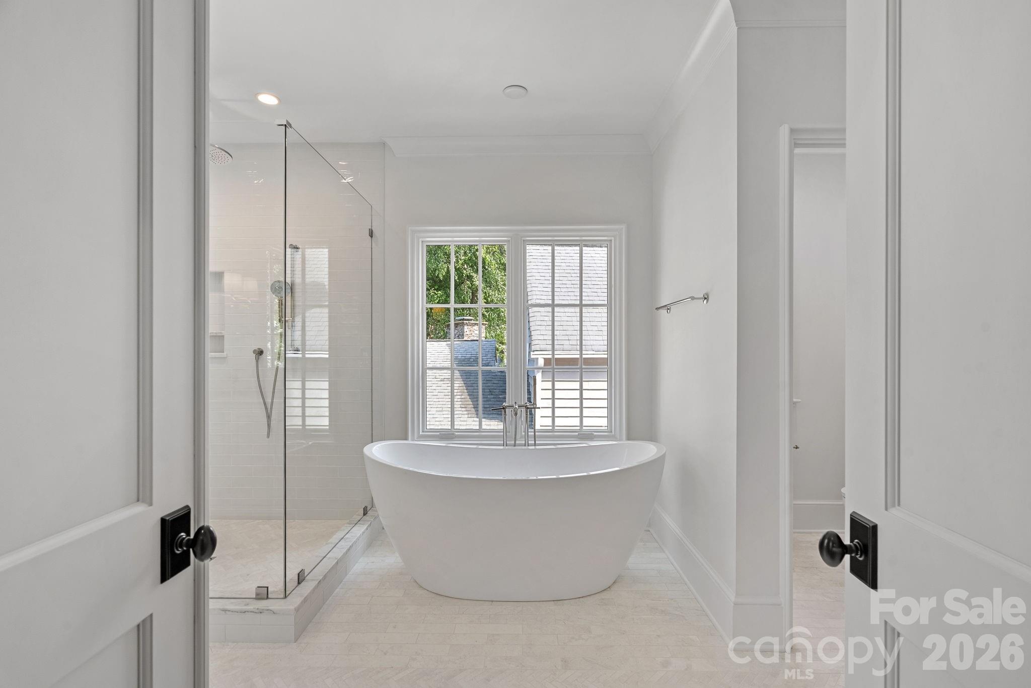 1220 Biltmore Drive — Charlotte