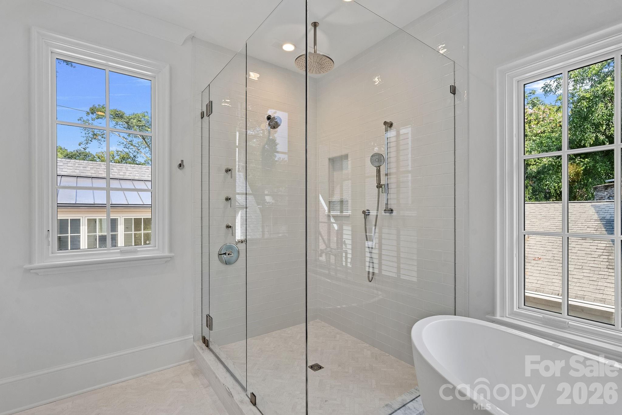 1220 Biltmore Drive — Charlotte