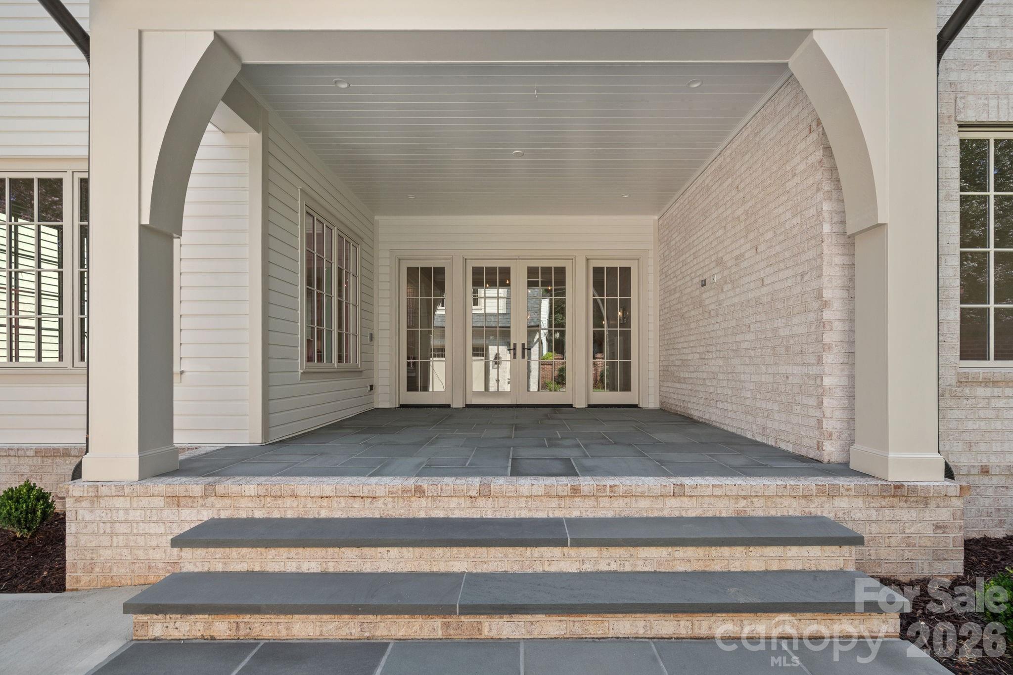 1220 Biltmore Drive — Charlotte