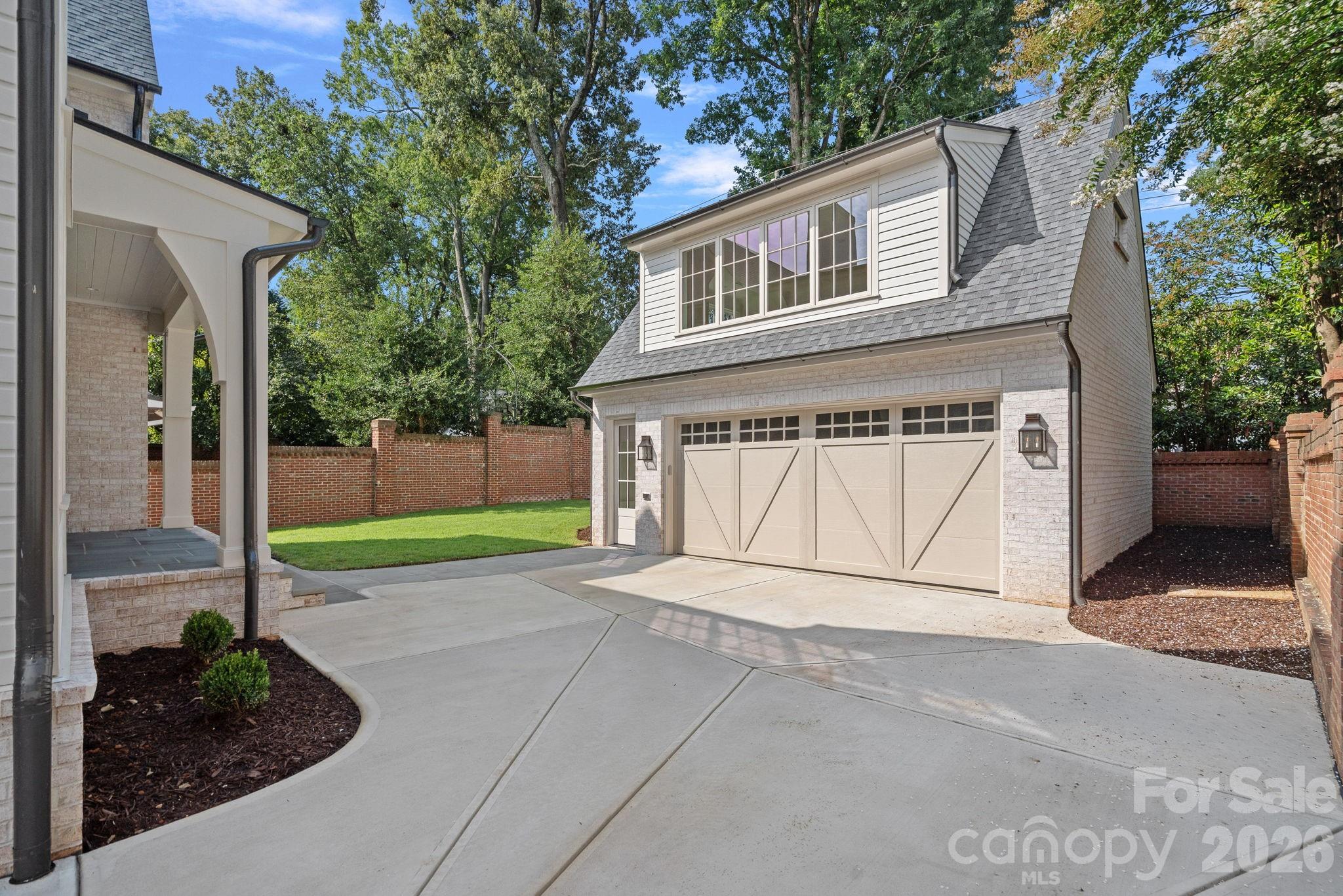 1220 Biltmore Drive — Charlotte