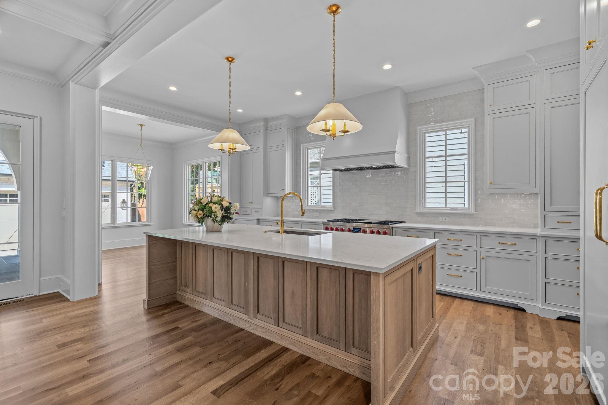 1220 Biltmore Drive — Charlotte