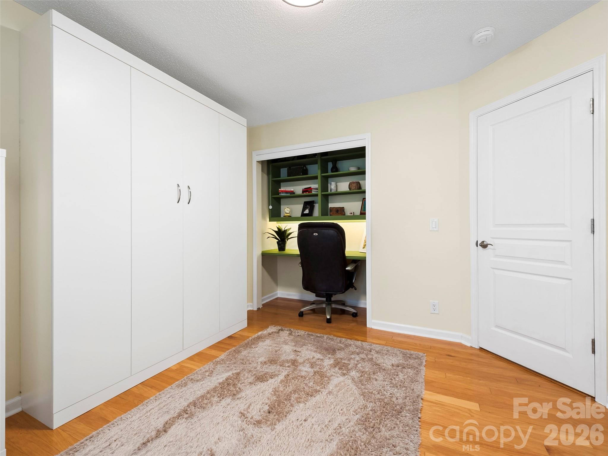 196 Snowy Egret Way — Hendersonville