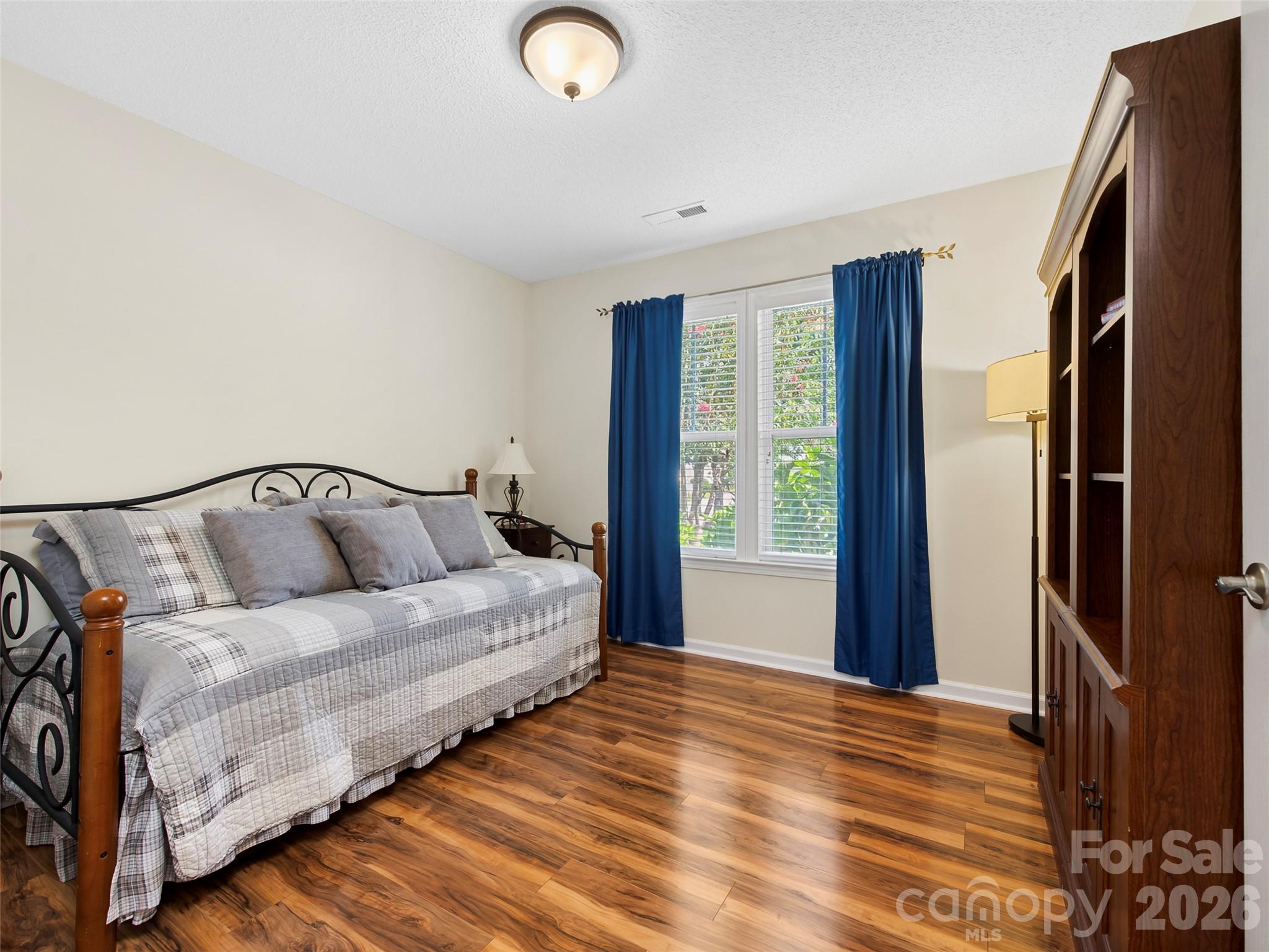 196 Snowy Egret Way — Hendersonville