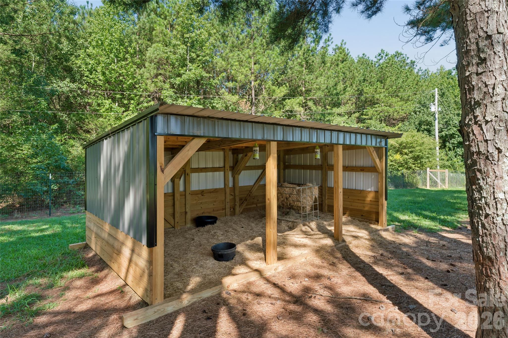5507 State Line Road — Marshville