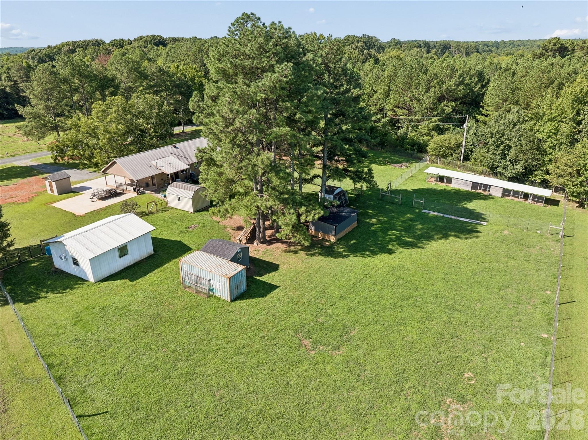5507 State Line Road — Marshville