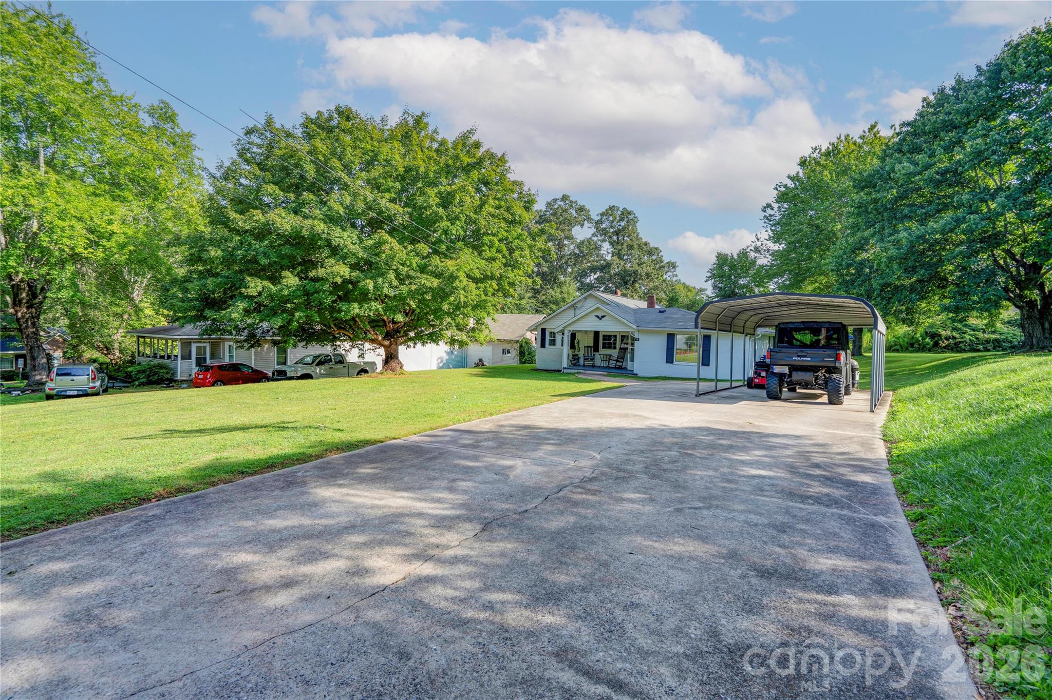218 Oxford Street — Spindale