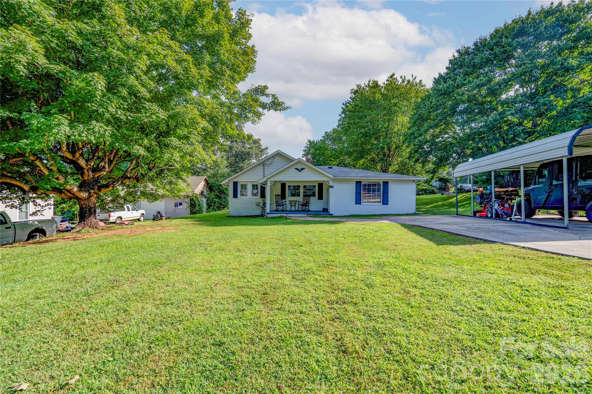 218 Oxford Street — Spindale