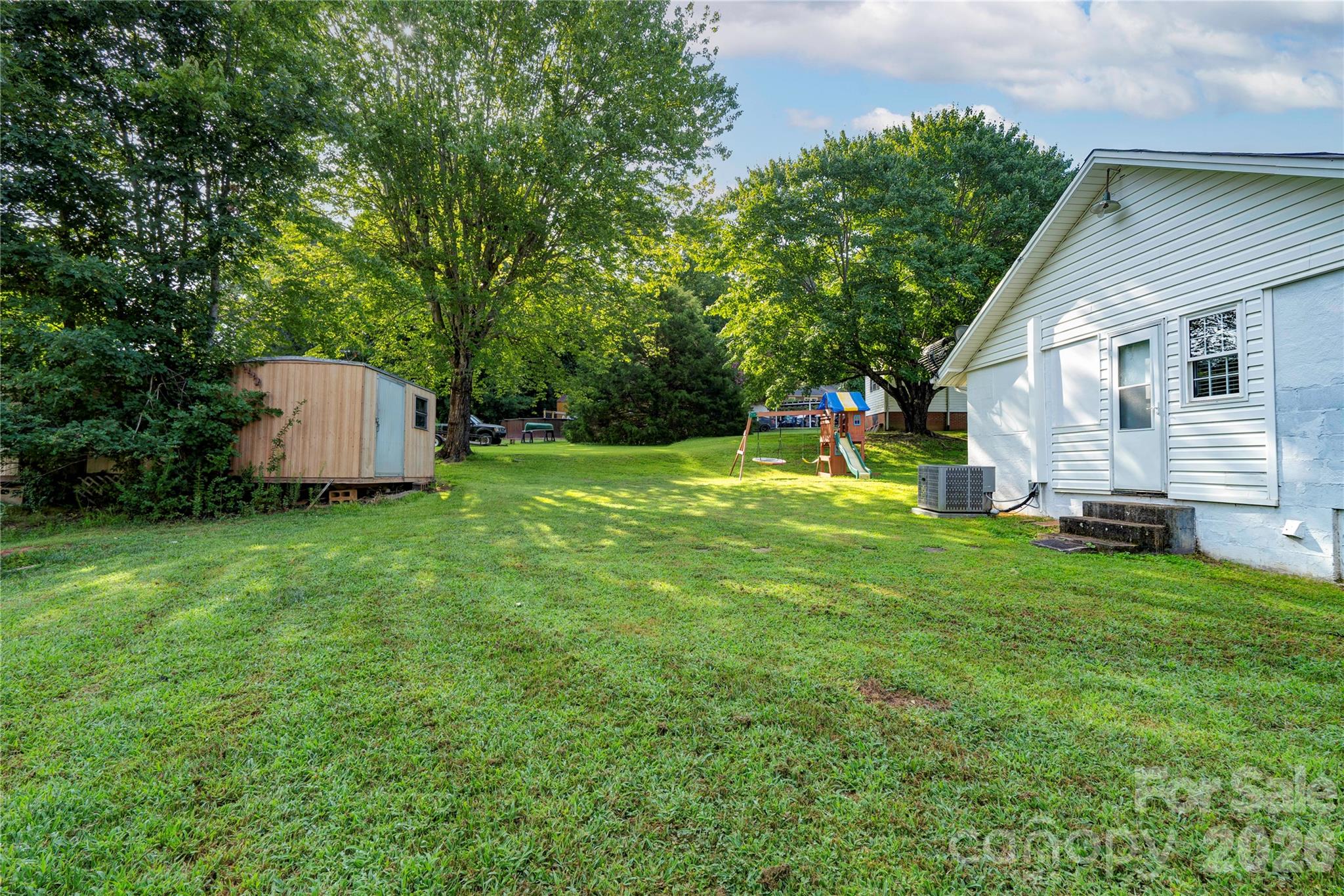 218 Oxford Street — Spindale