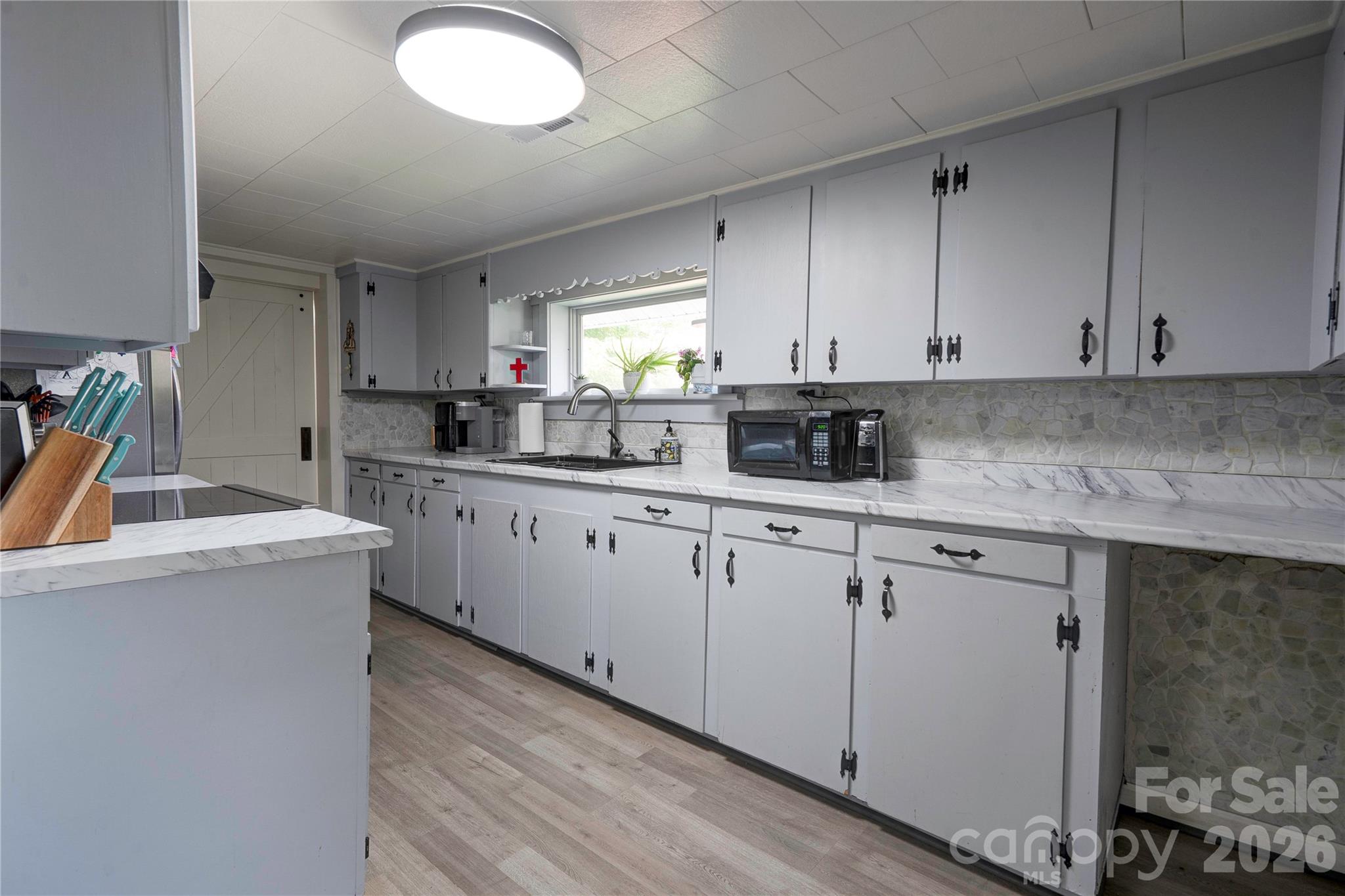 218 Oxford Street — Spindale