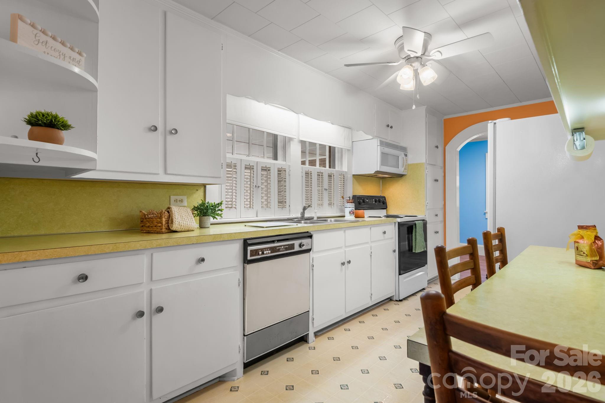 316 Drexel Road — Morganton