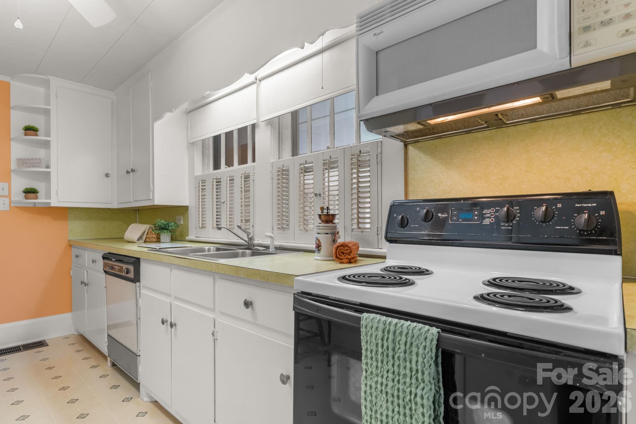316 Drexel Road — Morganton