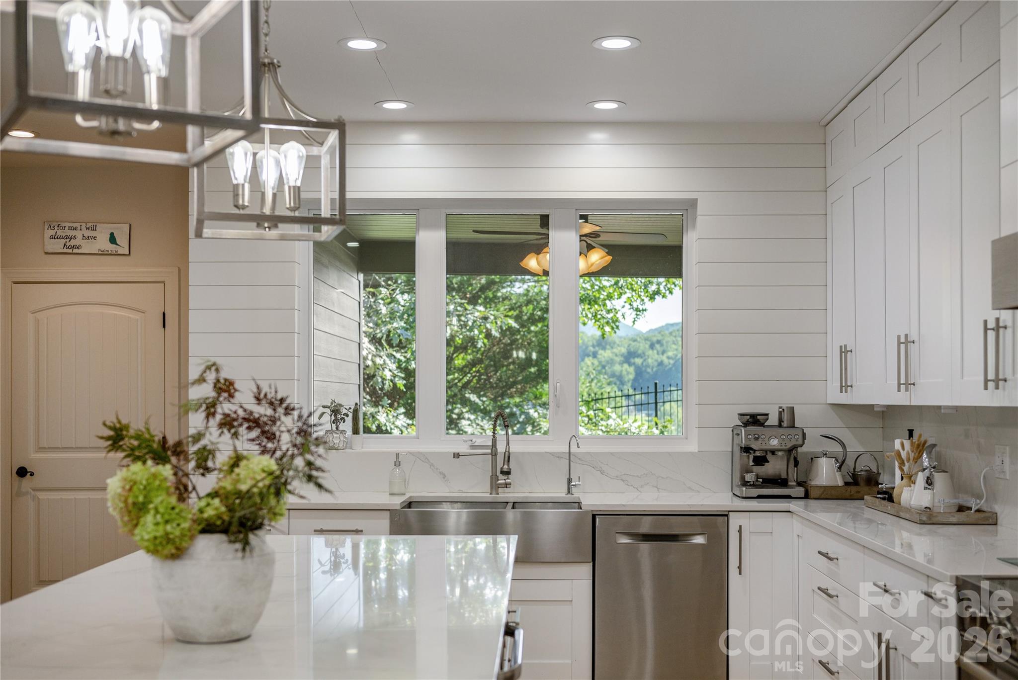 38 Cane Brook Drive — Leicester