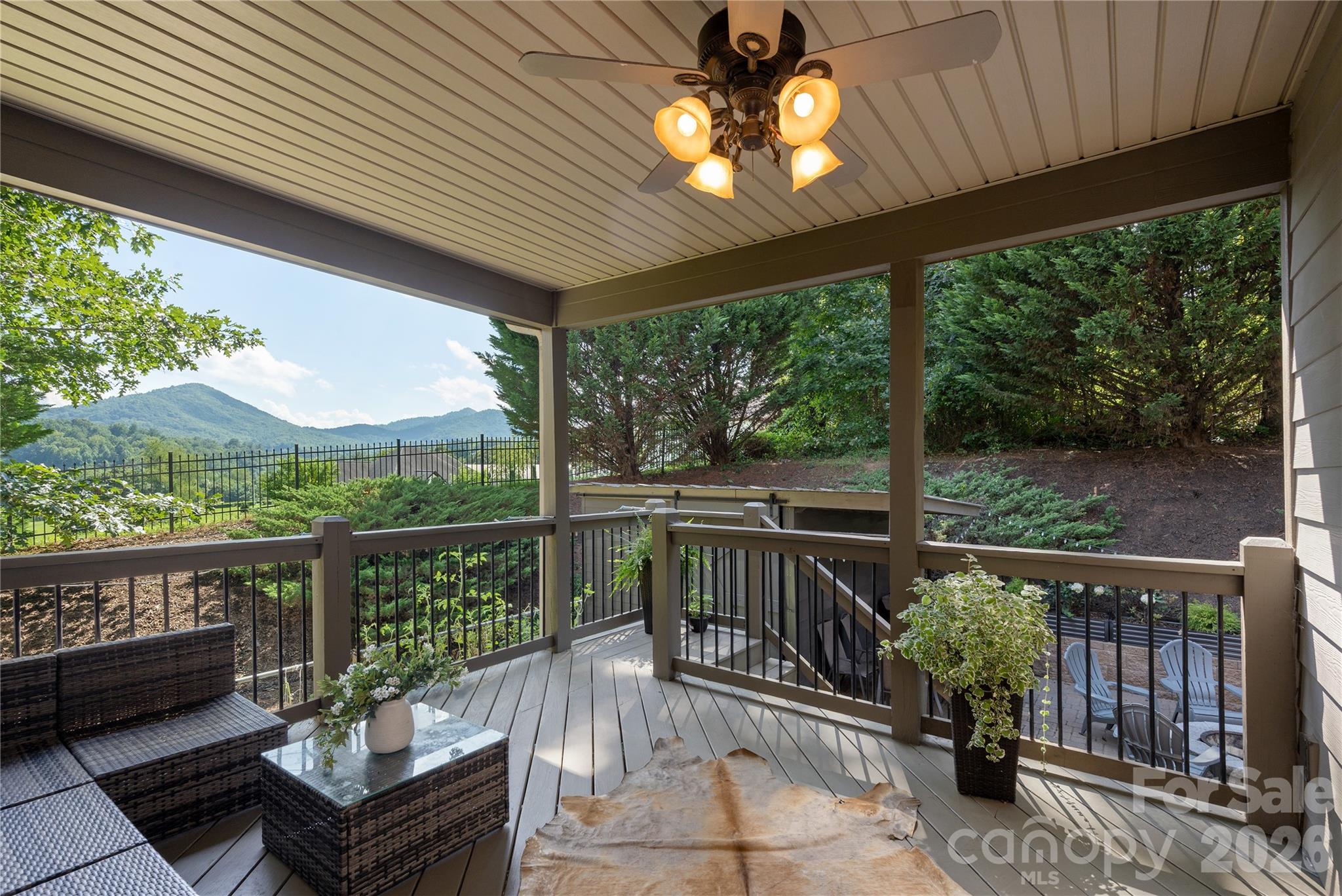 38 Cane Brook Drive — Leicester