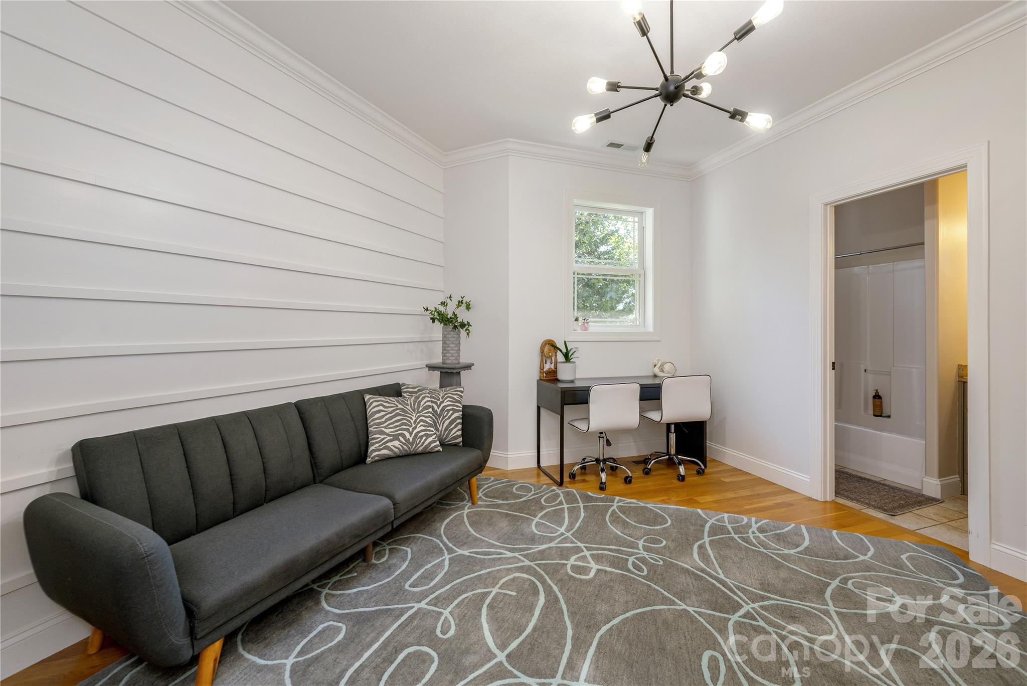 38 Cane Brook Drive — Leicester