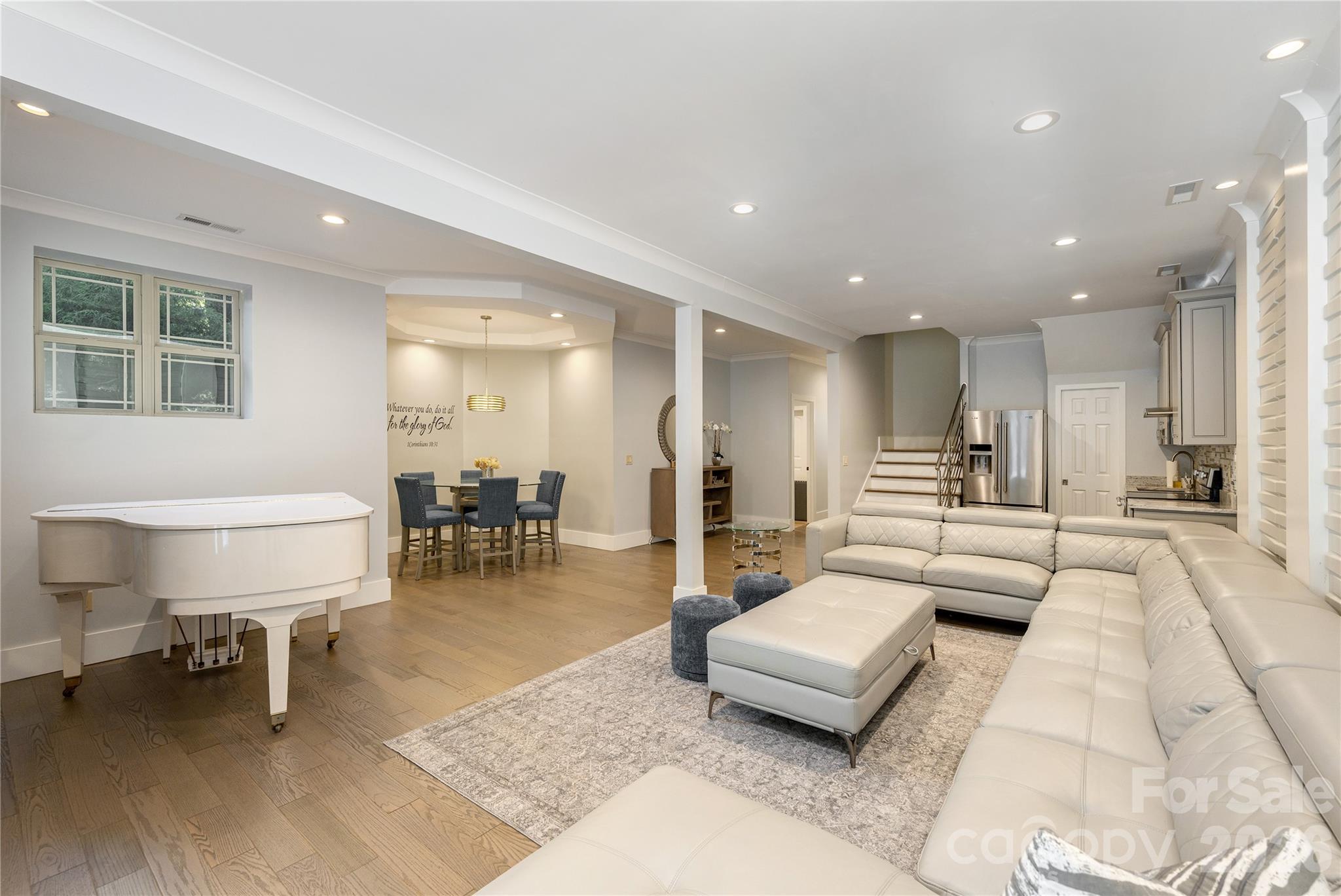 38 Cane Brook Drive — Leicester