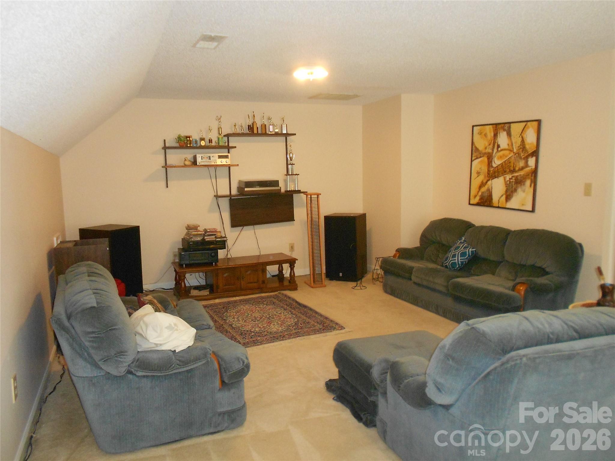 4002 Trehurst Court — Charlotte